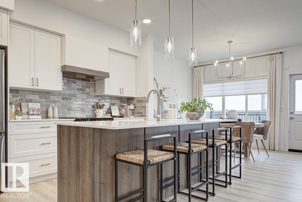 20739 40 Avenue NW, Edgemont, Edmonton