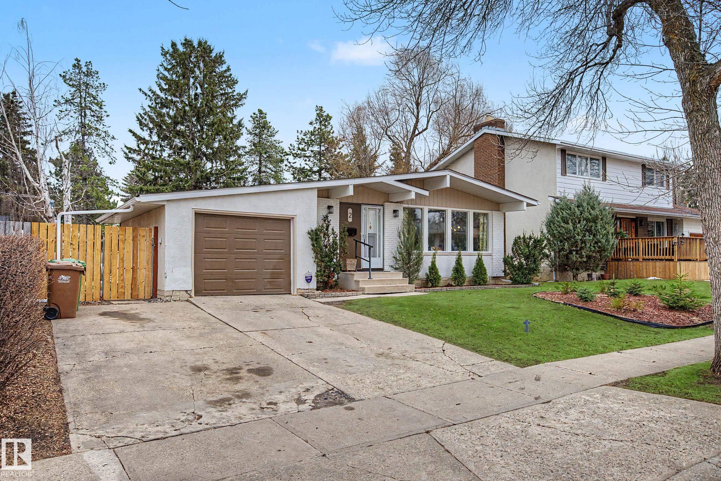 2 Fermont Street, Forest Lawn, St. Albert