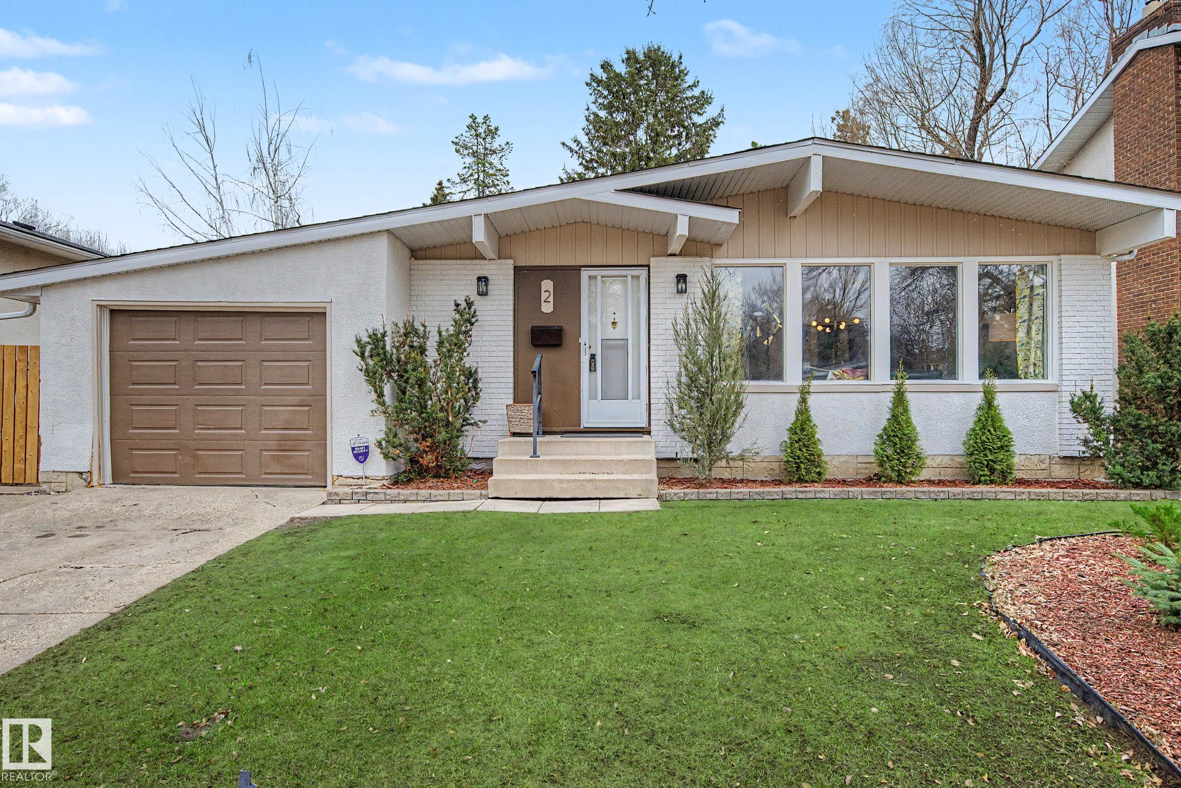 2 Fermont Street, Forest Lawn, St. Albert