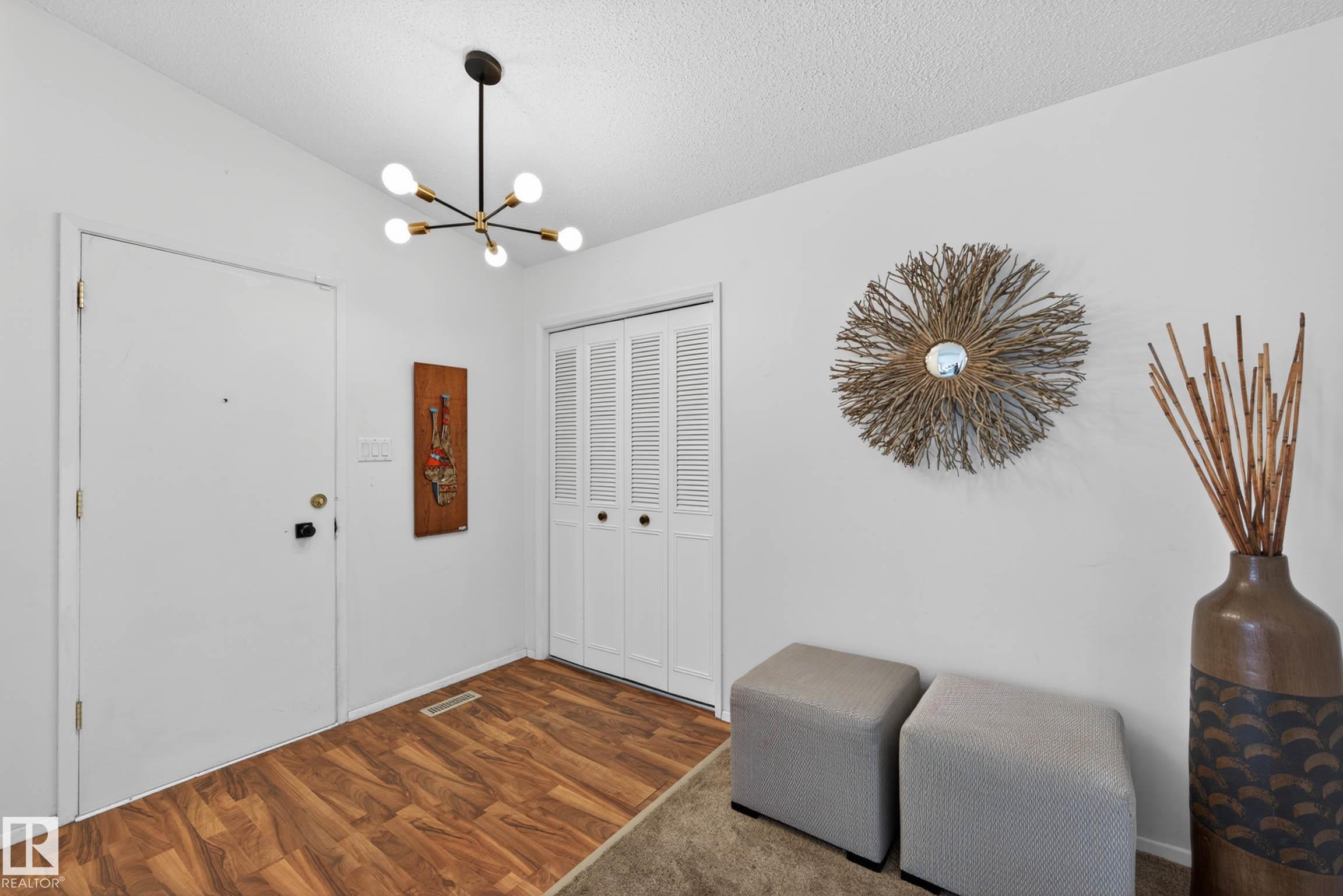 2 Fermont Street, Forest Lawn, St. Albert