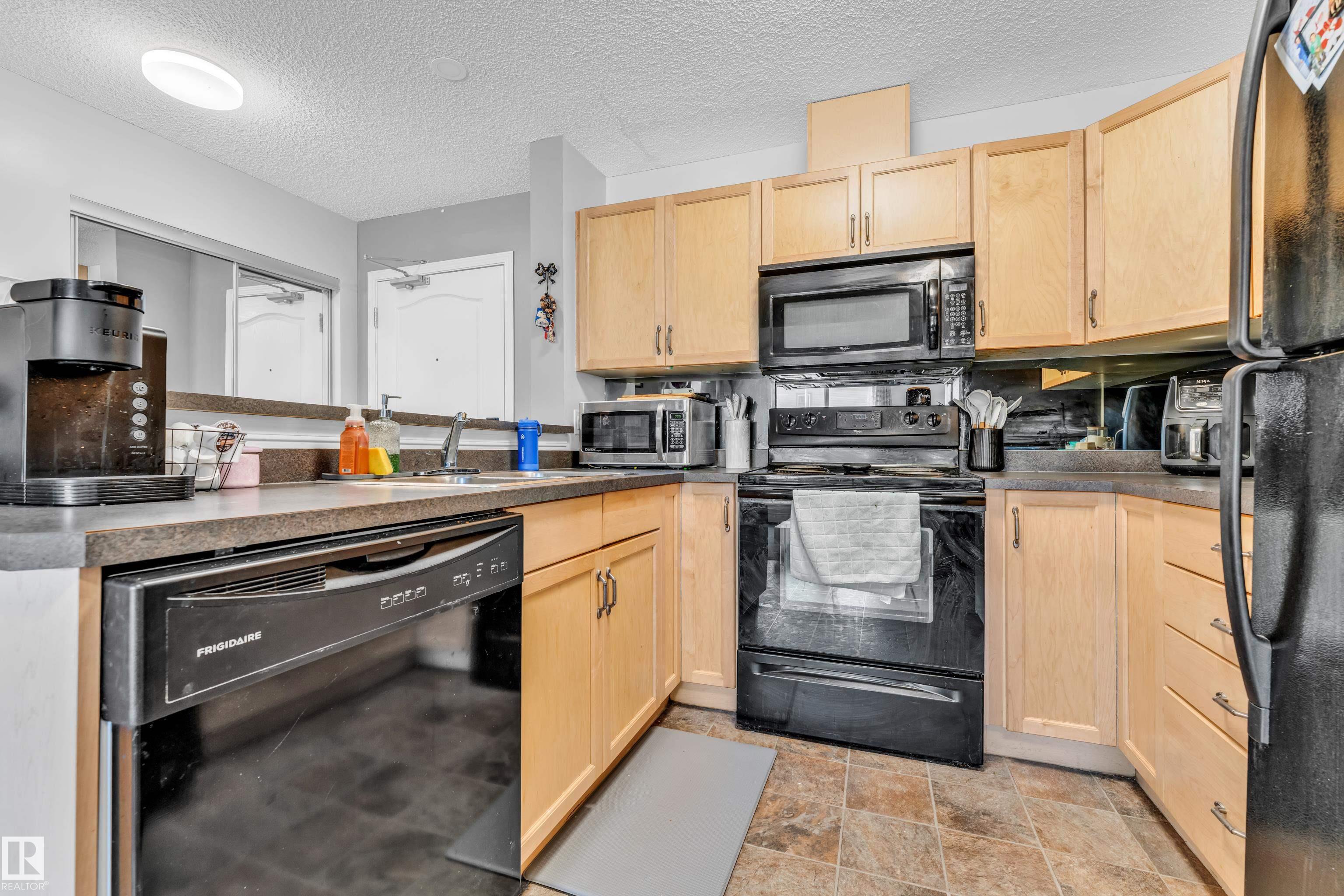 Photo 9 at 113 - 5951 165 Avenue NW, Matt Berry, Edmonton