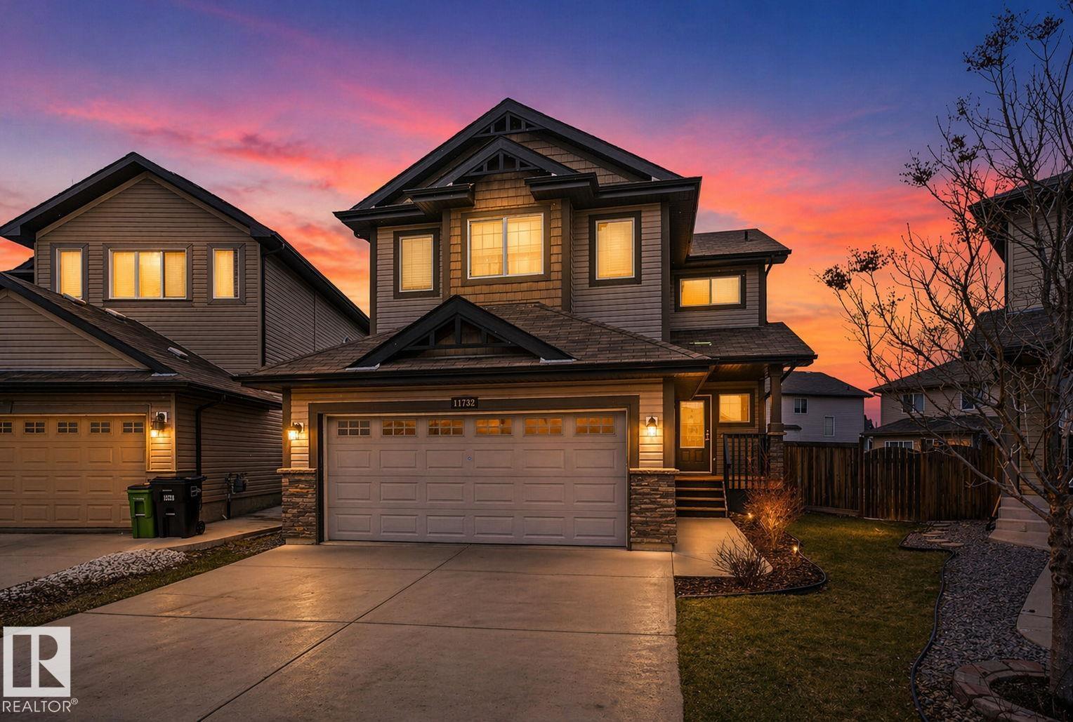 11732 18 Avenue SW, Rutherford, Edmonton