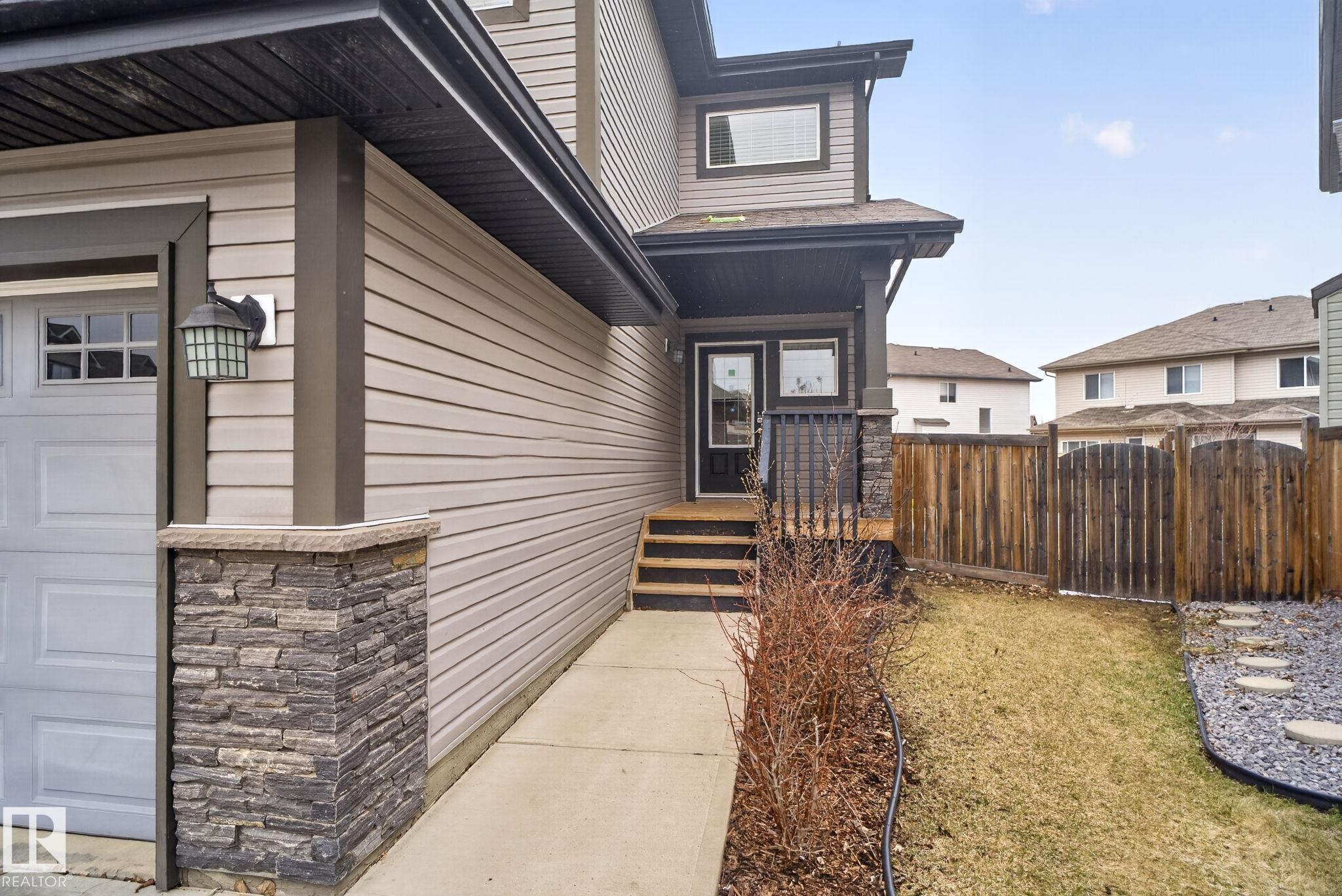 11732 18 Avenue SW, Rutherford, Edmonton