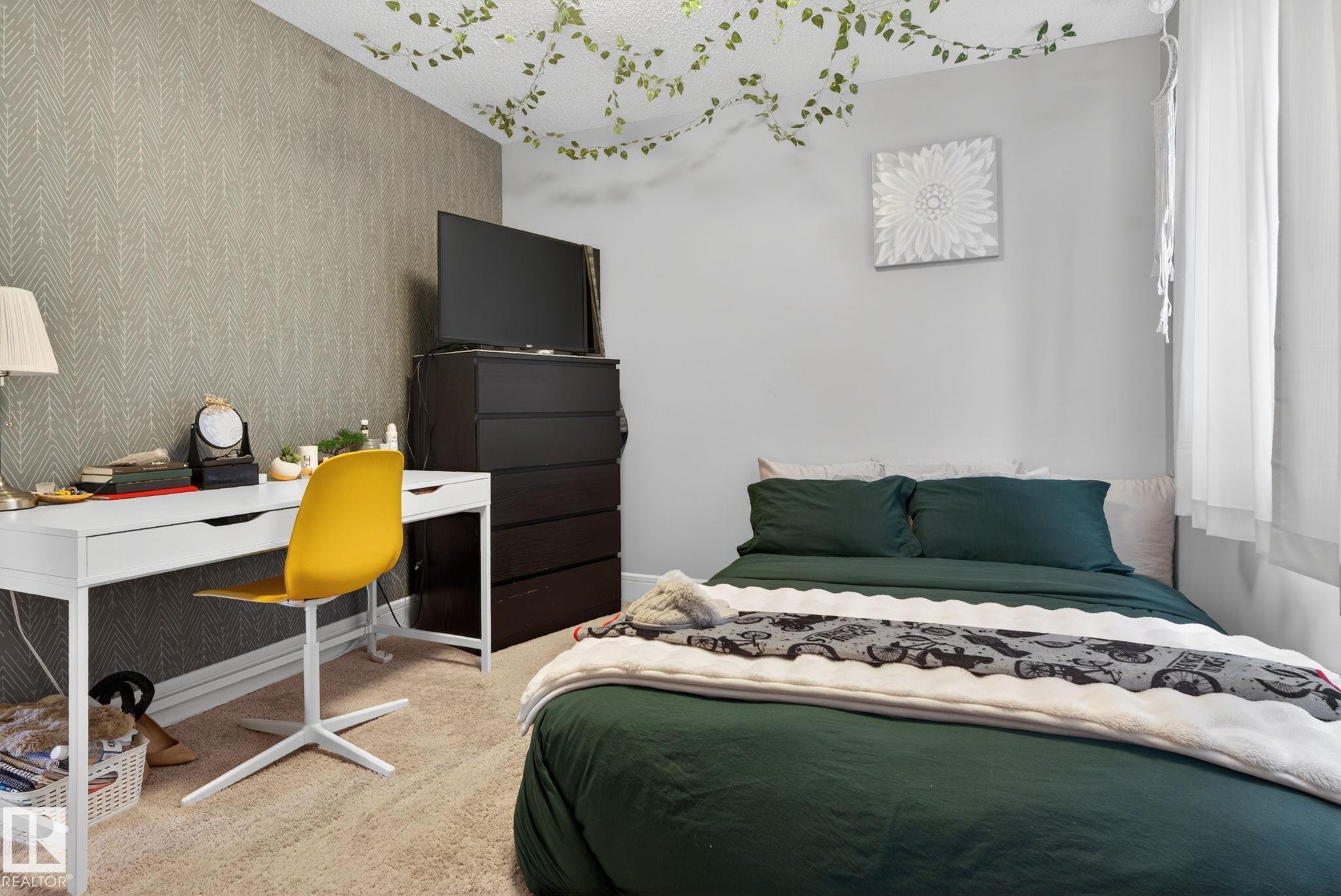 Photo 36 at 11732 18 Avenue SW, Rutherford, Edmonton