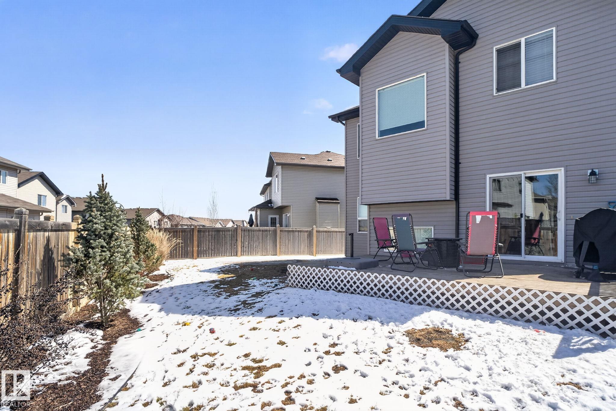 https://zimg.paragon.ice.com/ParagonImages/Property/PM/RAE/225397043/55/0/0/e9fe39ecc61fb5d1dcb2b85966ed9d0e/1/98e8bcb3b36727c0b285ffb9c4f0a102/225397043-d9aebffe-67de-4297-912b-8408b80283a8.JPG