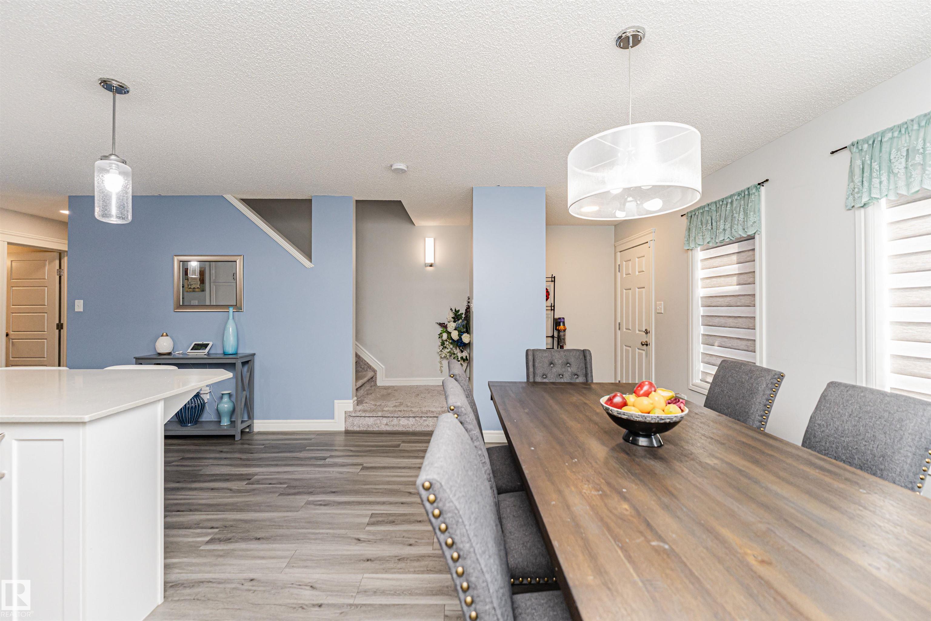 Photo 22 at 2051 Graydon Hill Crescent SW, Graydon Hill, Edmonton