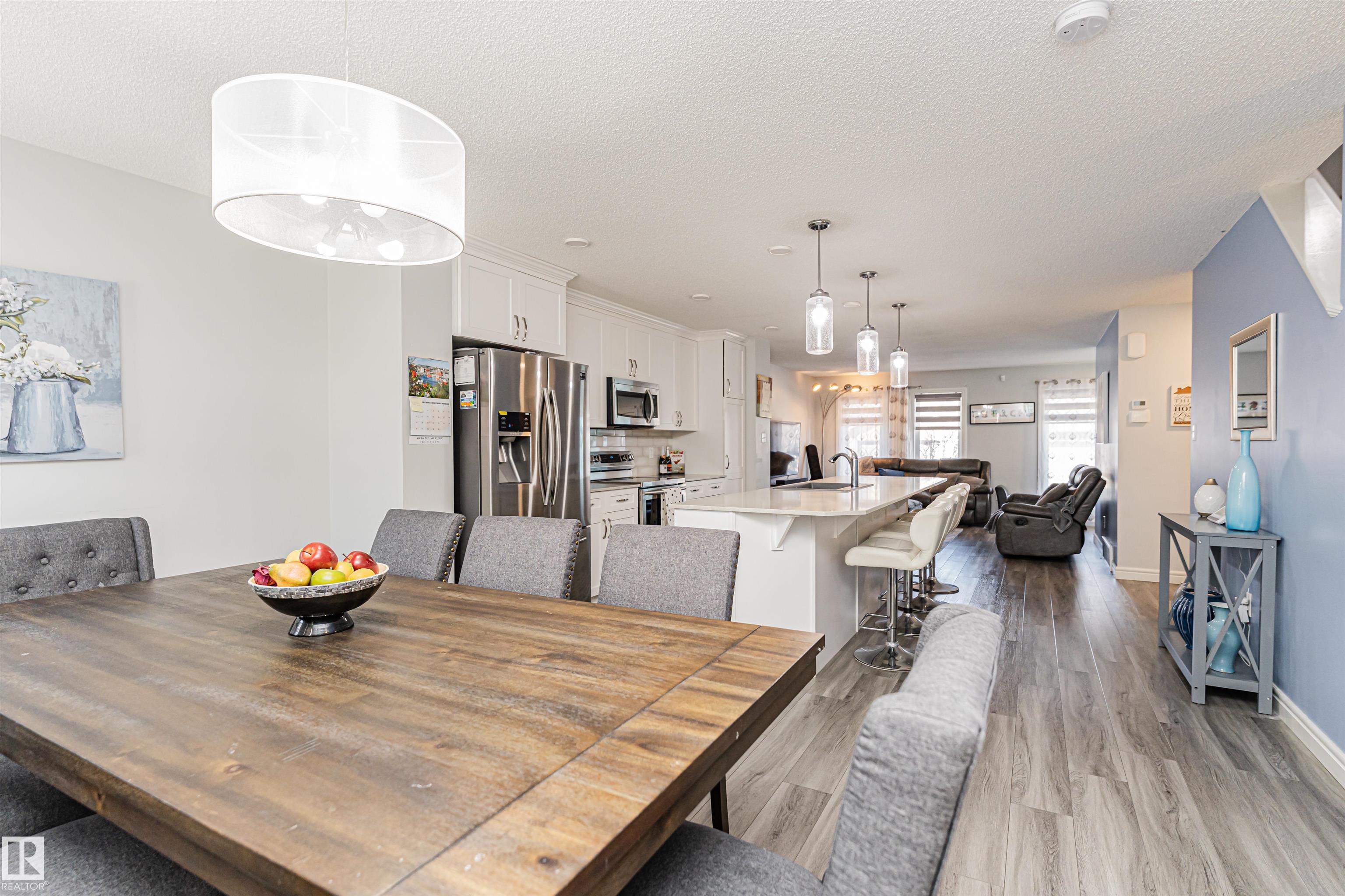 Photo 24 at 2051 Graydon Hill Crescent SW, Graydon Hill, Edmonton