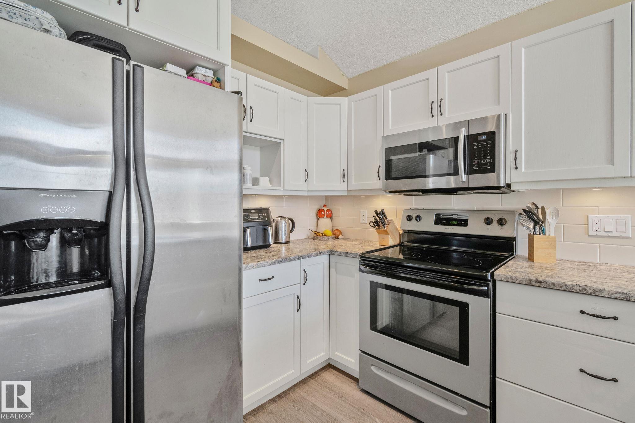 Photo 8 at 13817 131a Avenue NW, Athlone, Edmonton