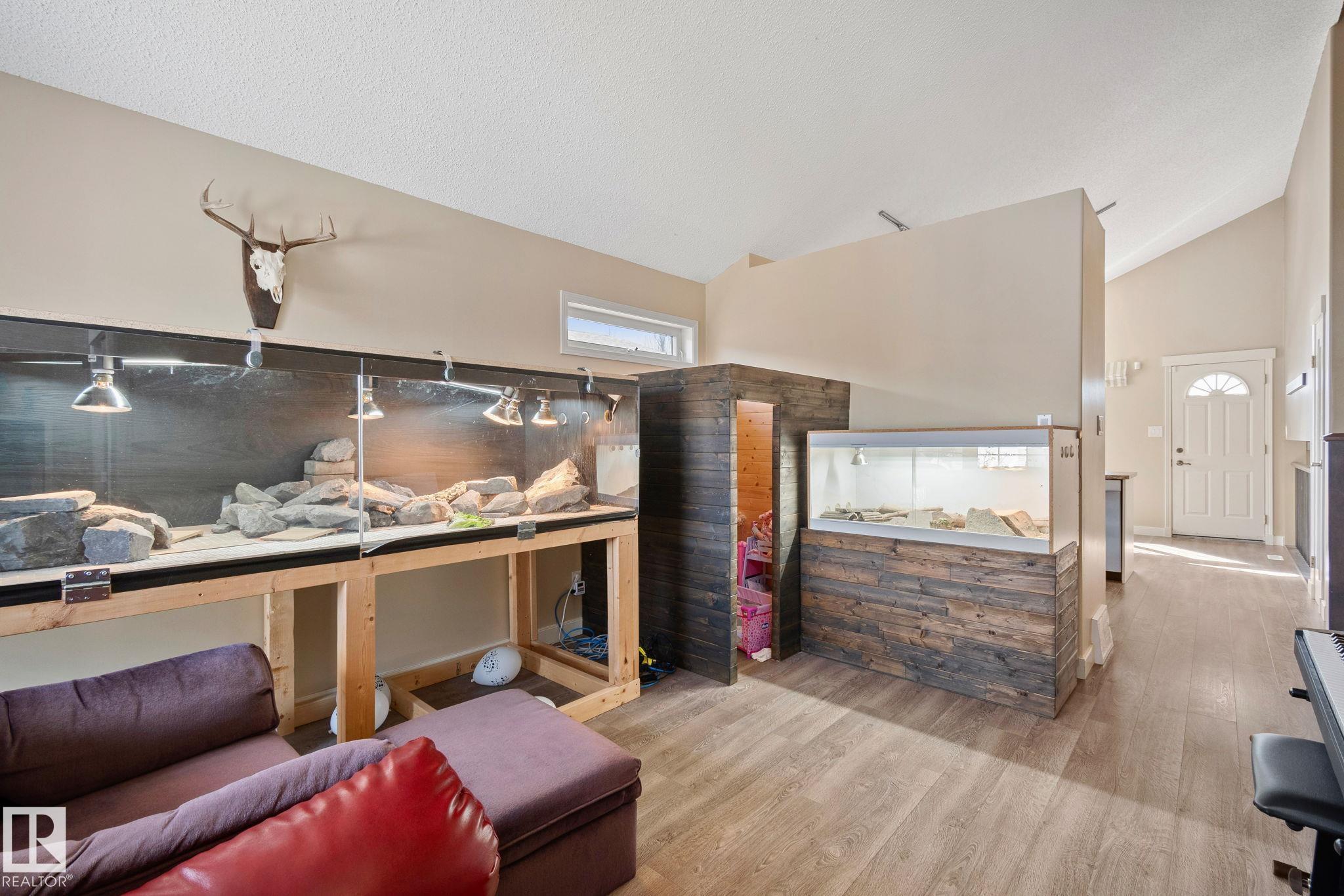 Photo 10 at 13817 131a Avenue NW, Athlone, Edmonton