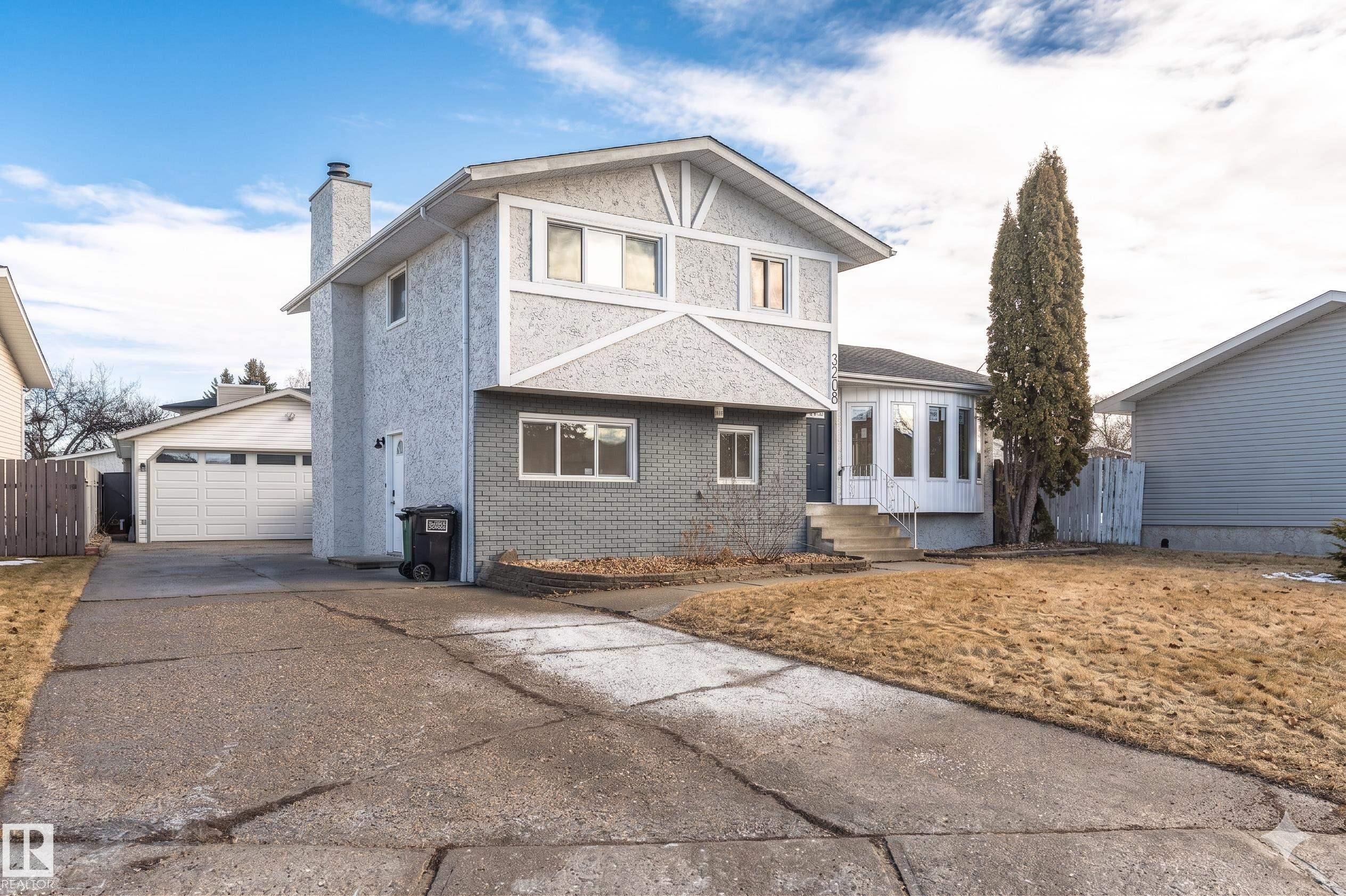 3208 130 Avenue NW, Belmont, Edmonton