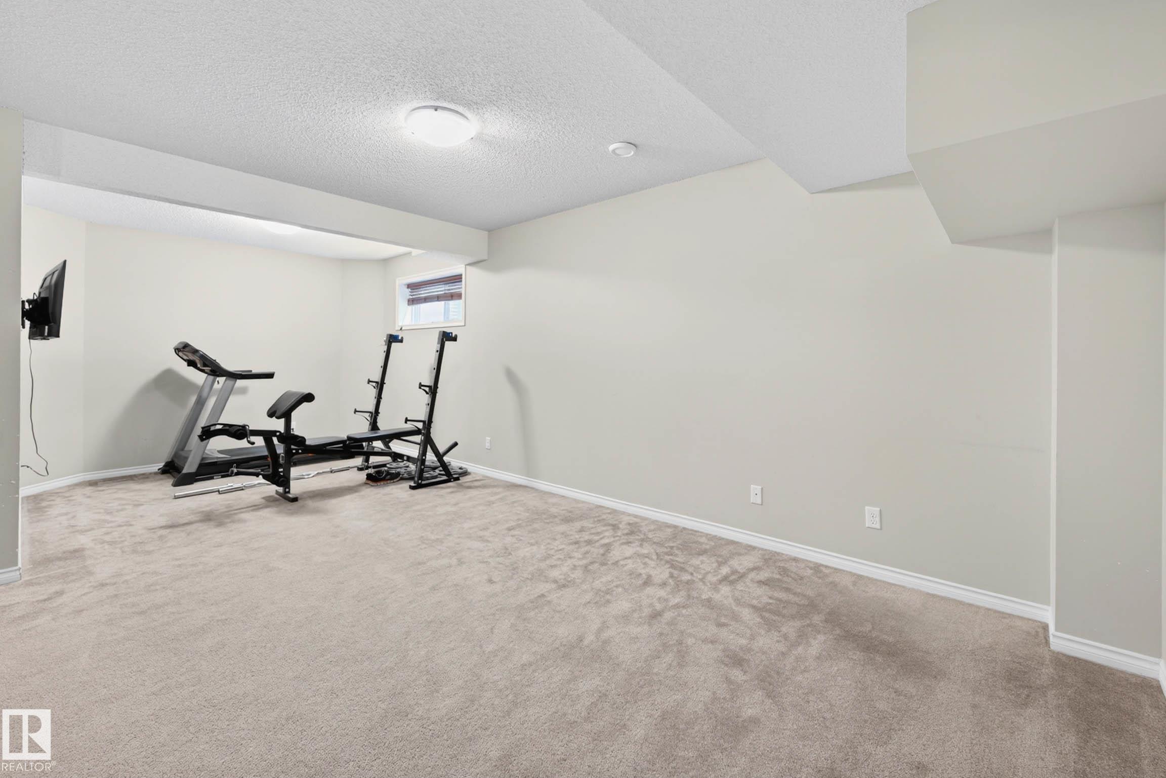 https://zimg.paragon.ice.com/ParagonImages/Property/PM/RAE/225397052/41/0/0/c9dec8d4376b6f5b69a0573ea79ceb6d/1/f851e35fac5cfadc5961fa5d27b07c9f/225397052-0440a947-08a4-4c33-b198-9155f76cde59.JPG