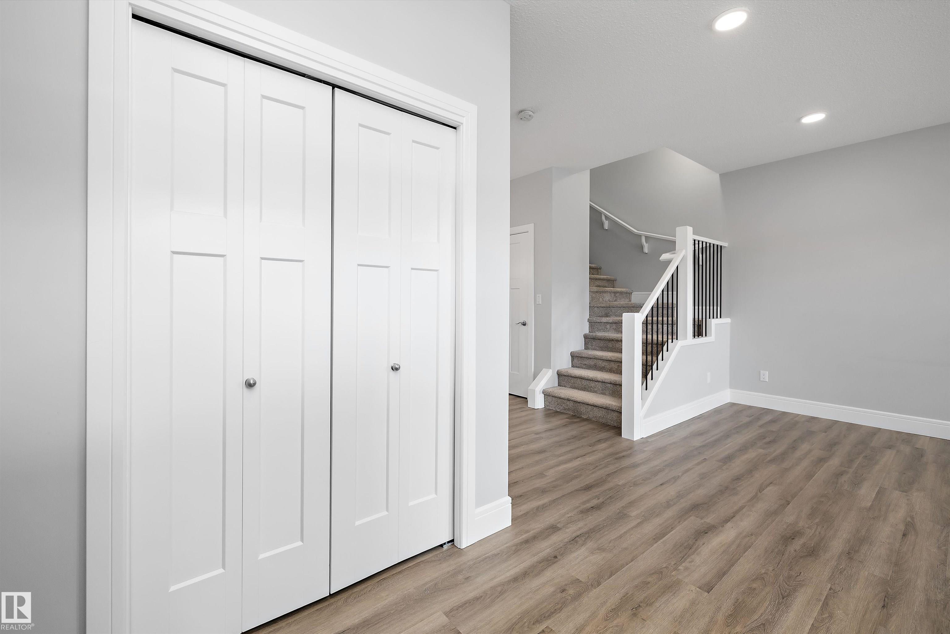 4235 Chichak Close SW, Chappelle Area, Edmonton