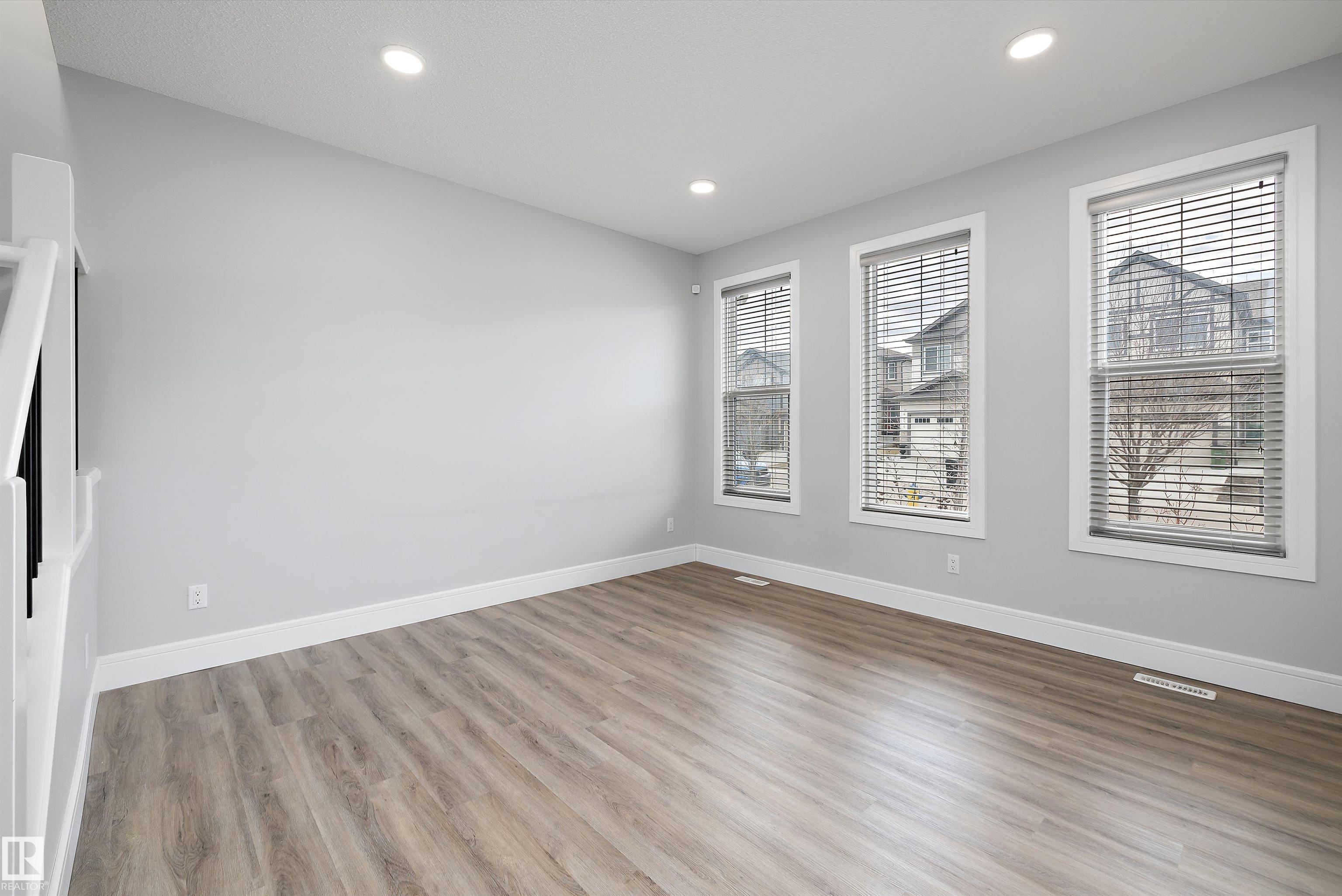 4235 Chichak Close SW, Chappelle Area, Edmonton