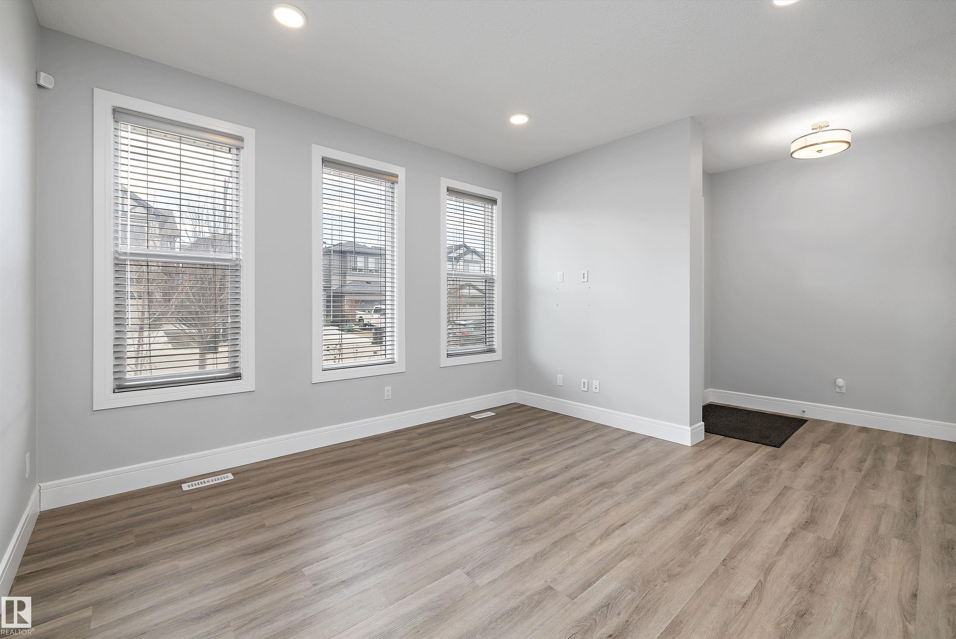 Photo 9 at 4235 Chichak Close SW, Chappelle Area, Edmonton