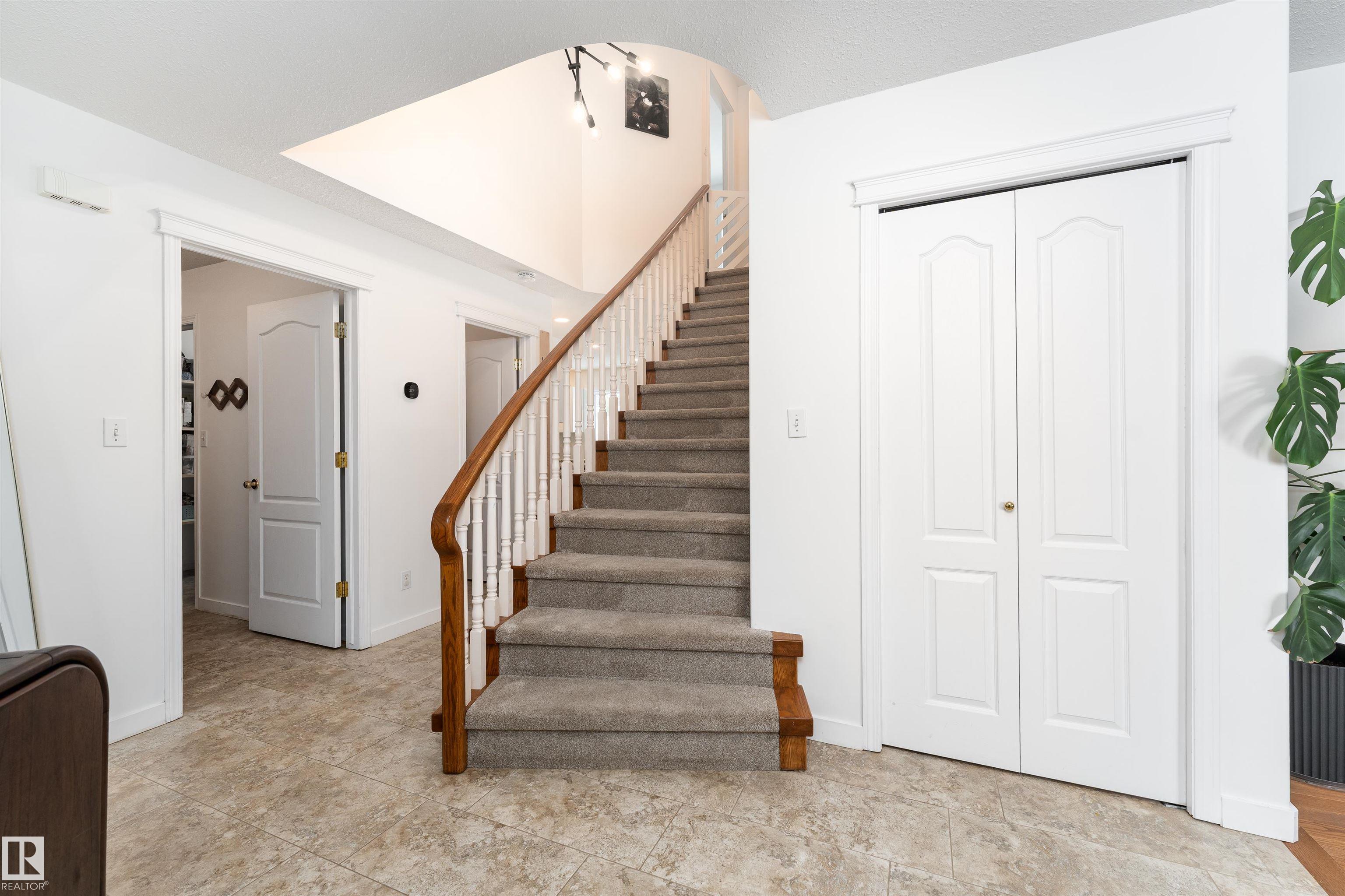 Photo 6 at 125 Regal Close, The Ridge, Sherwood Park