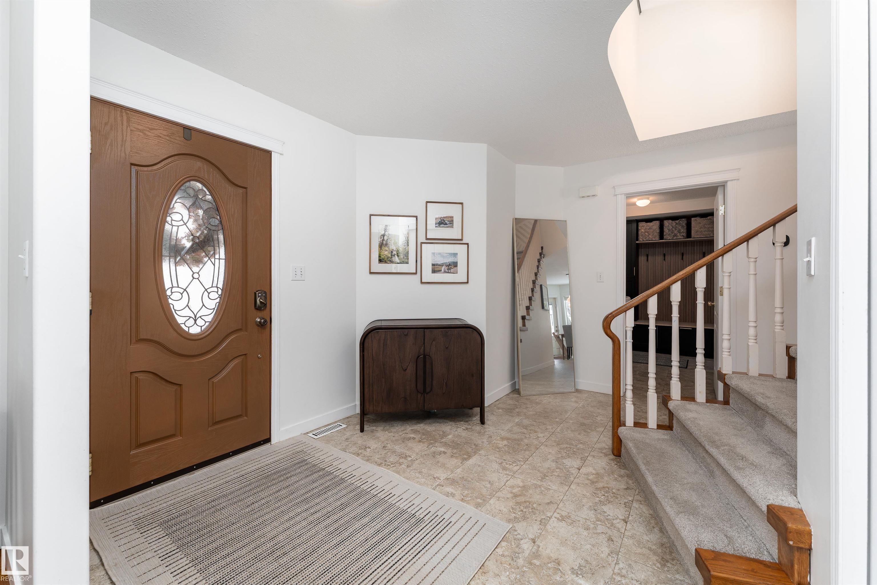 Photo 7 at 125 Regal Close, The Ridge, Sherwood Park