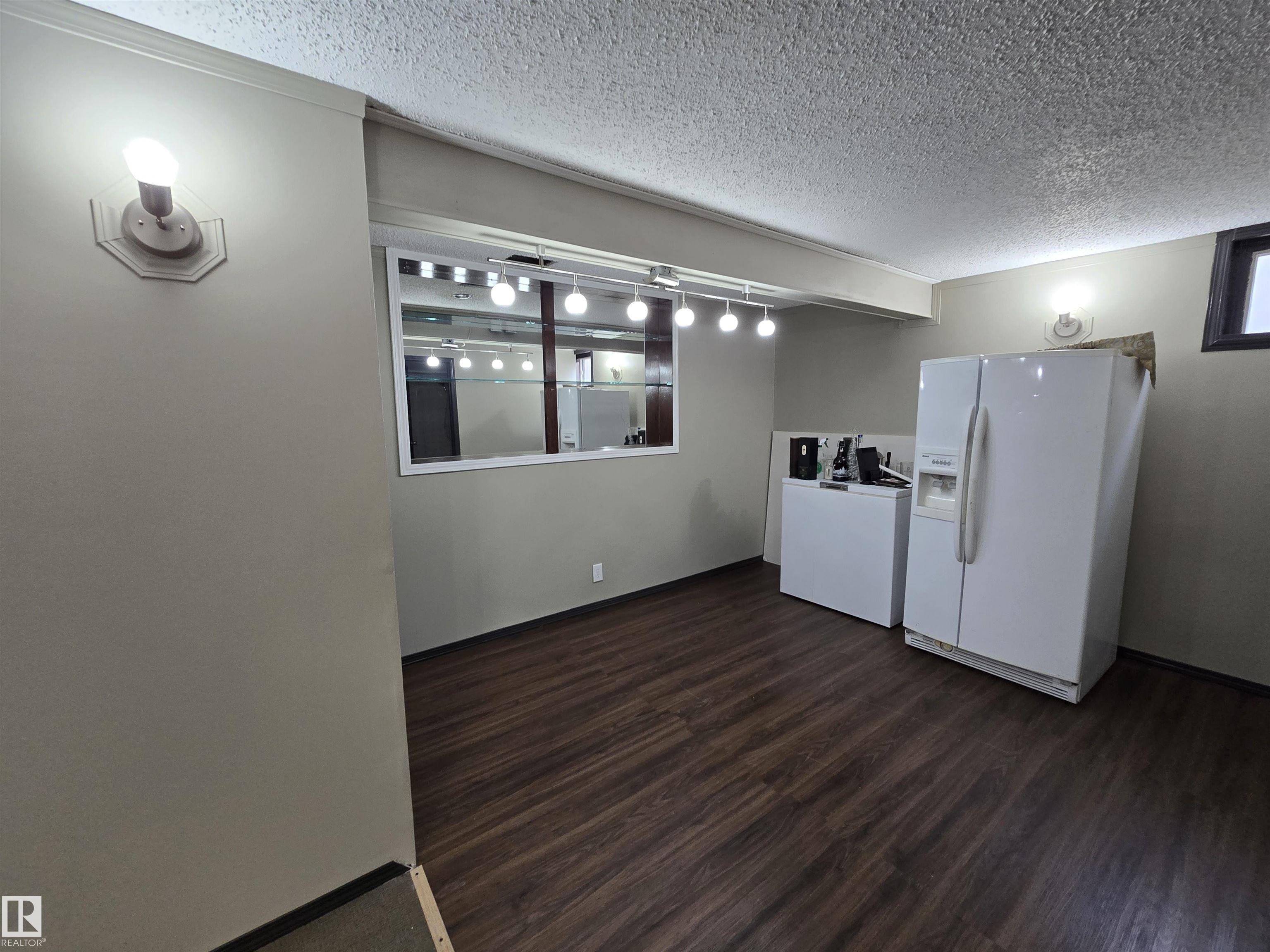 Photo 19 at 4101 South Park Drive, South Park, Leduc