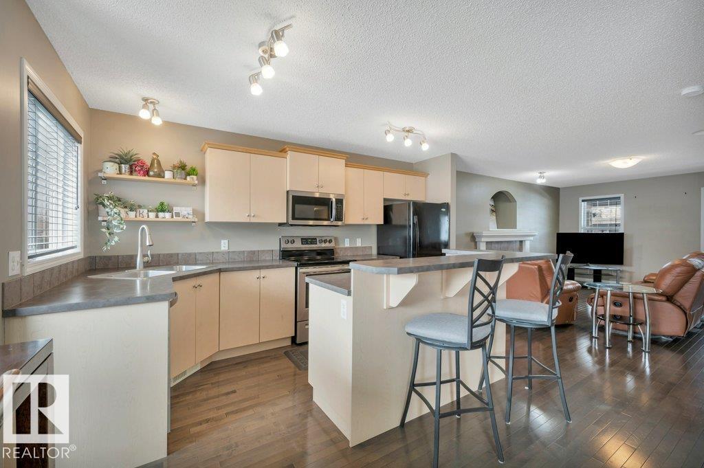12063 19 Avenue SW, Rutherford, Edmonton