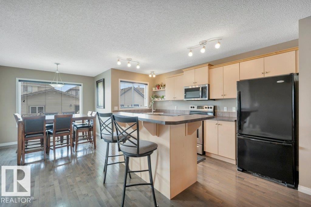 Photo 8 at 12063 19 Avenue SW, Rutherford, Edmonton