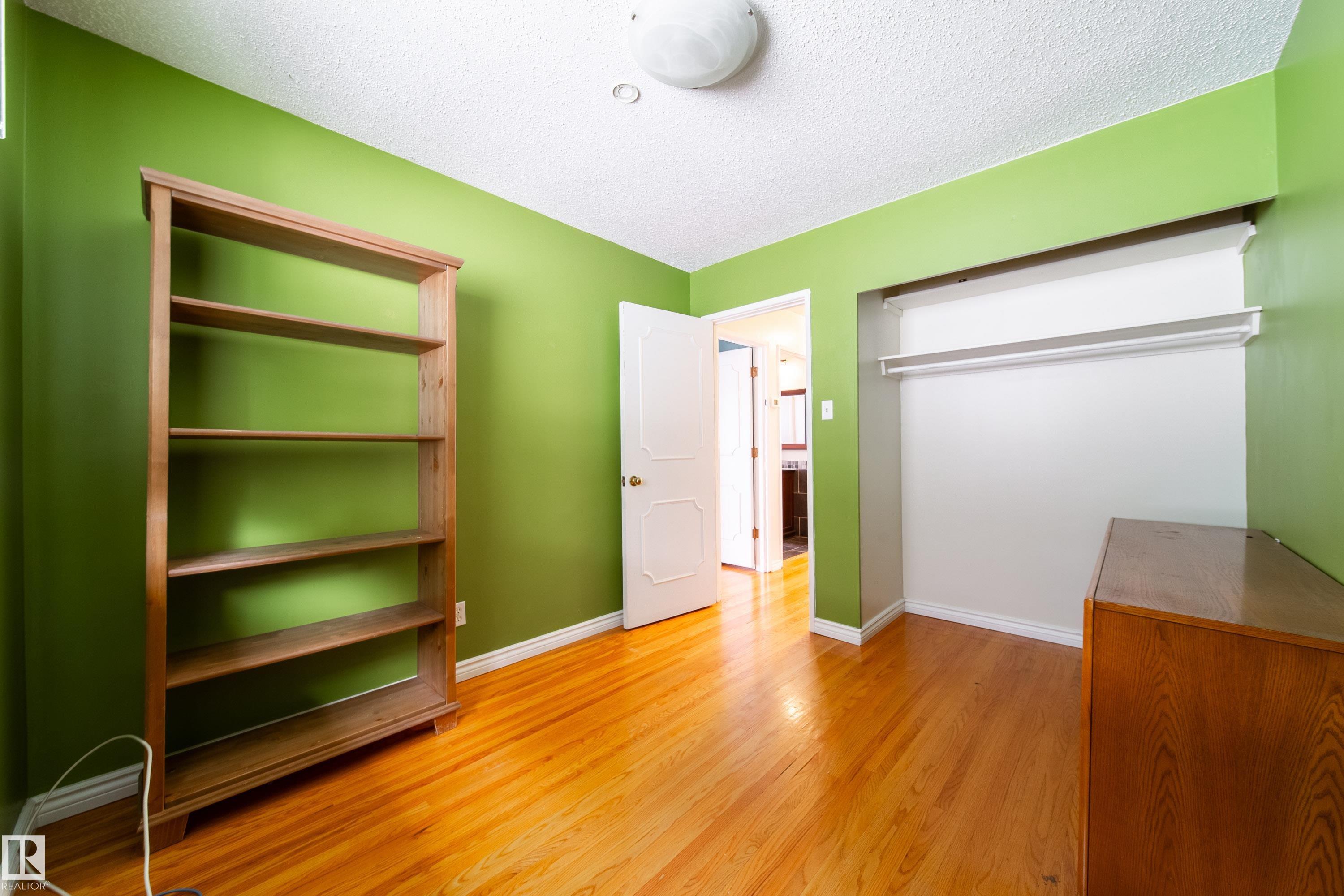 Photo 25 at 7135 87 Street NW, Avonmore, Edmonton