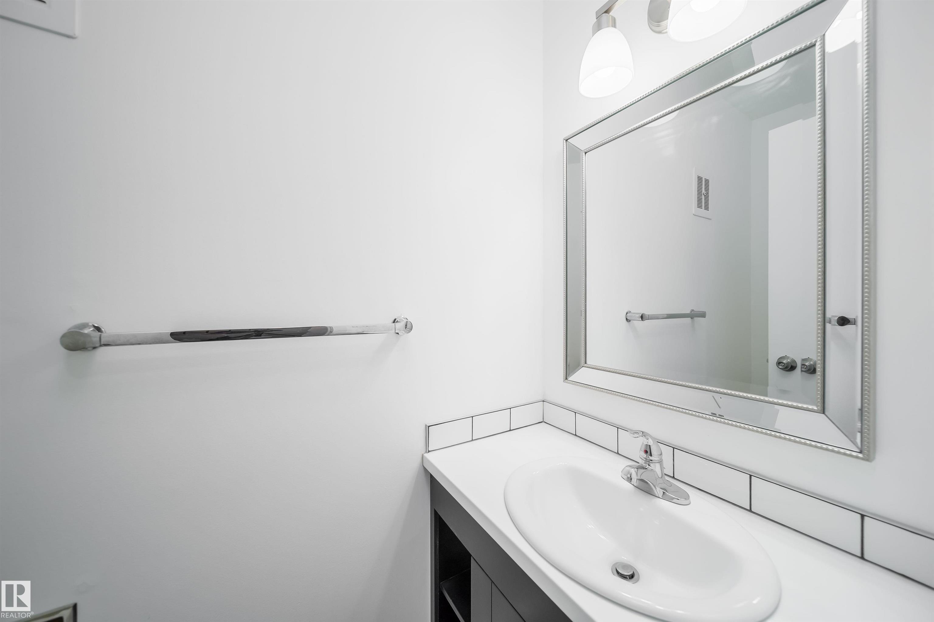 Photo 12 at 195 Grandin Village, Grandin, St. Albert