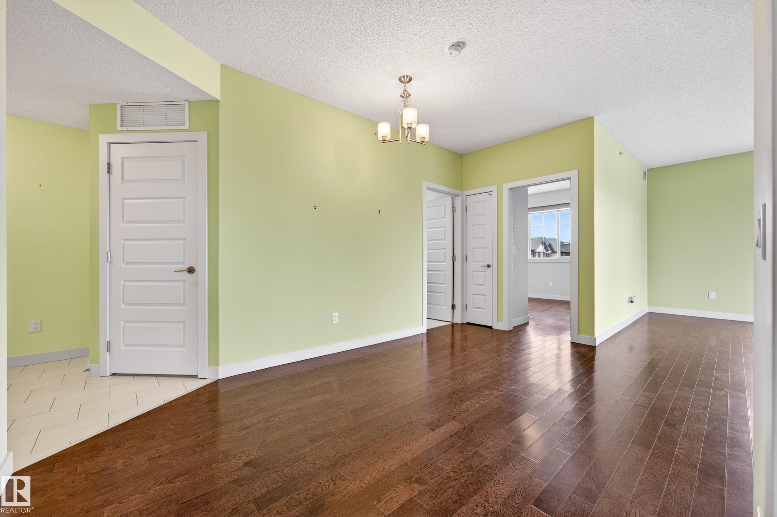 Photo 10 at 413 - 10530 56 Avenue NW, Pleasantview, Edmonton