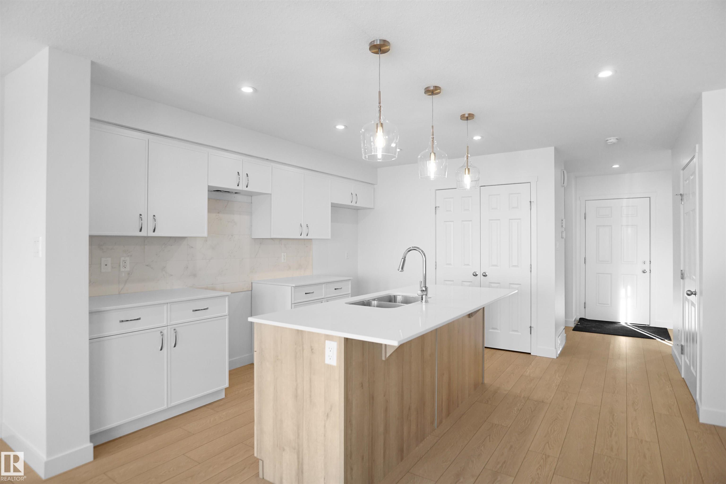 Photo 12 at 22903 80 Avenue NW, Rosenthal, Edmonton