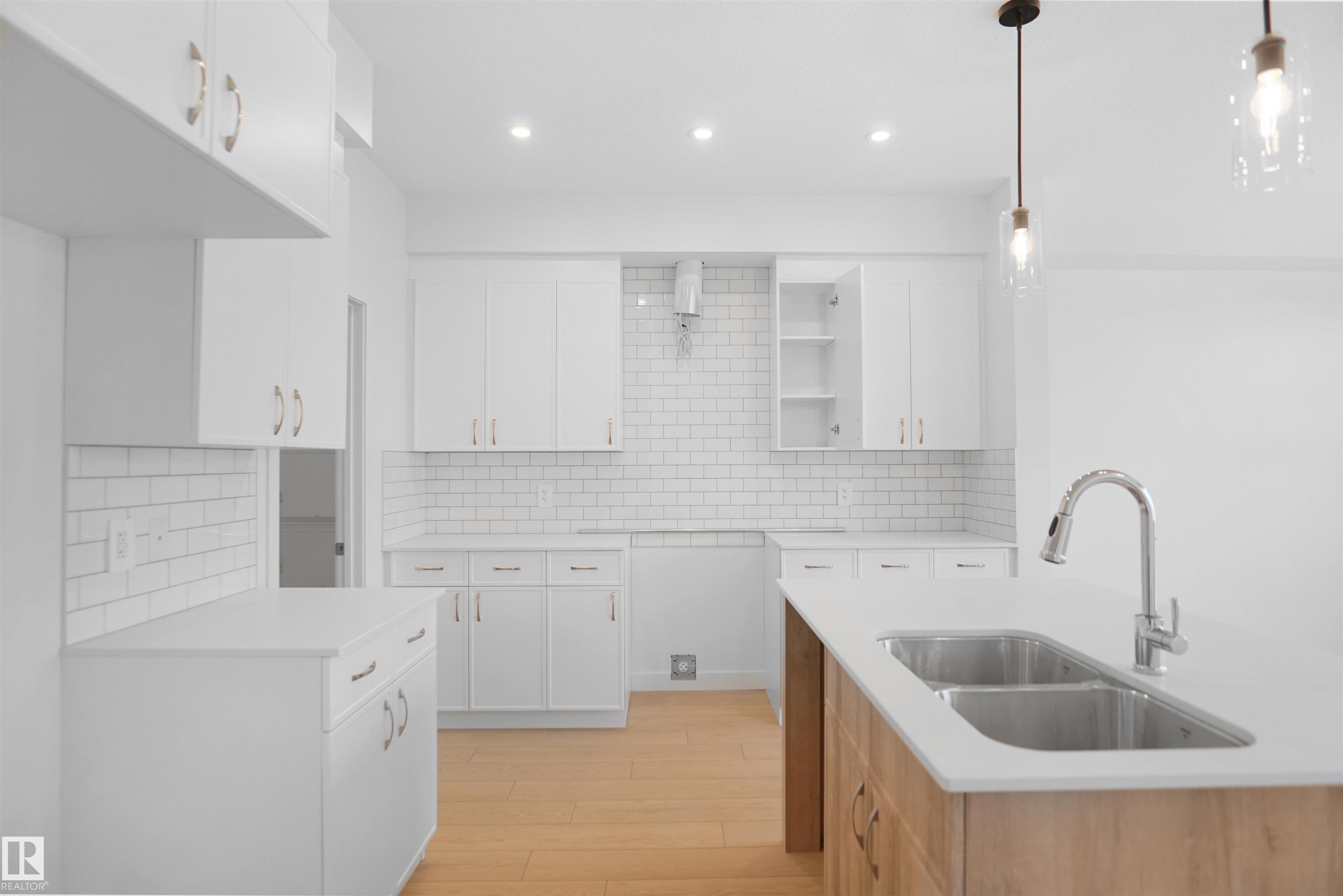 Photo 10 at 8719 183 Avenue NW, Klarvatten, Edmonton