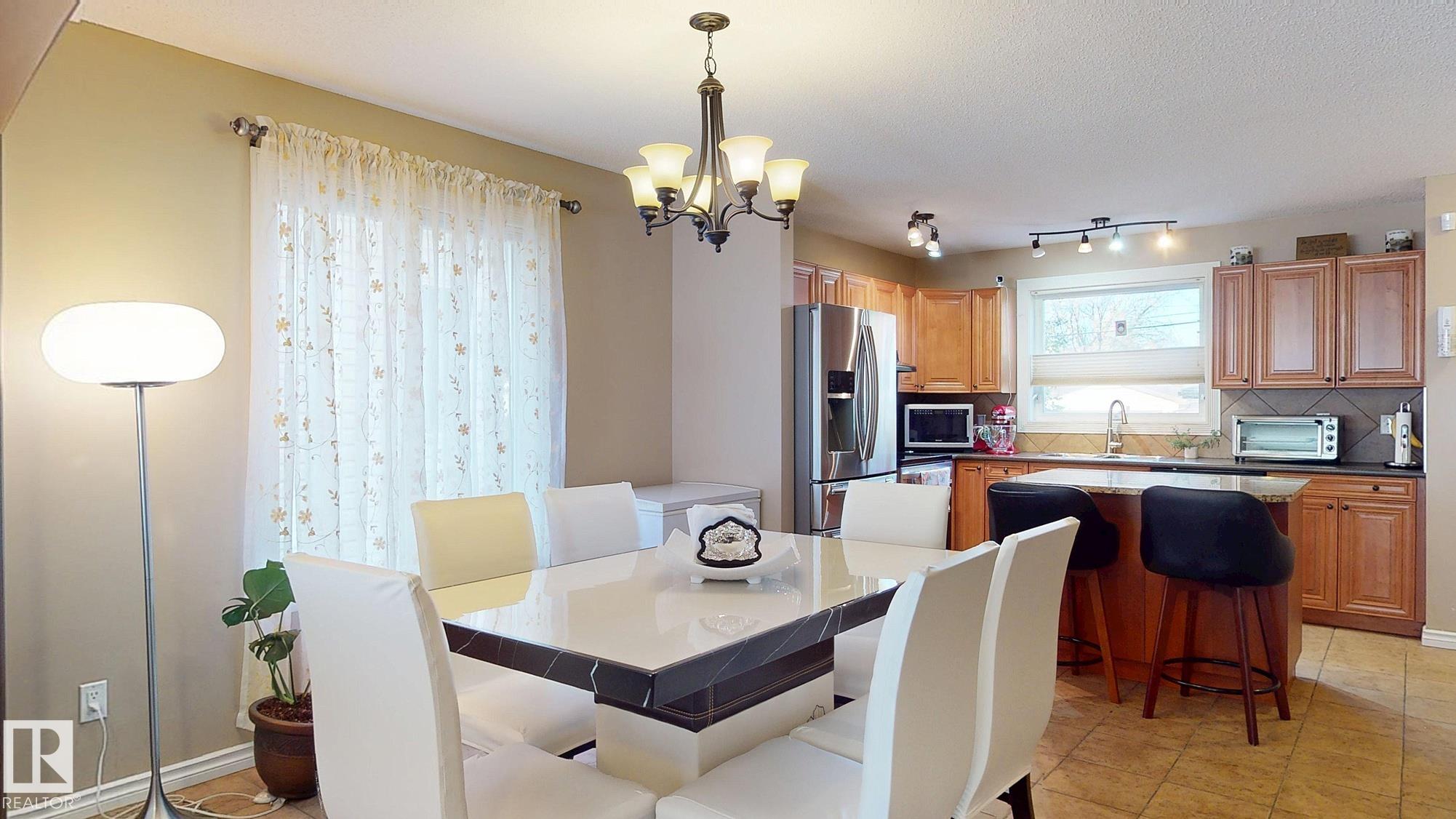 Photo 11 at 11844 125 Street NW, Prince Charles, Edmonton