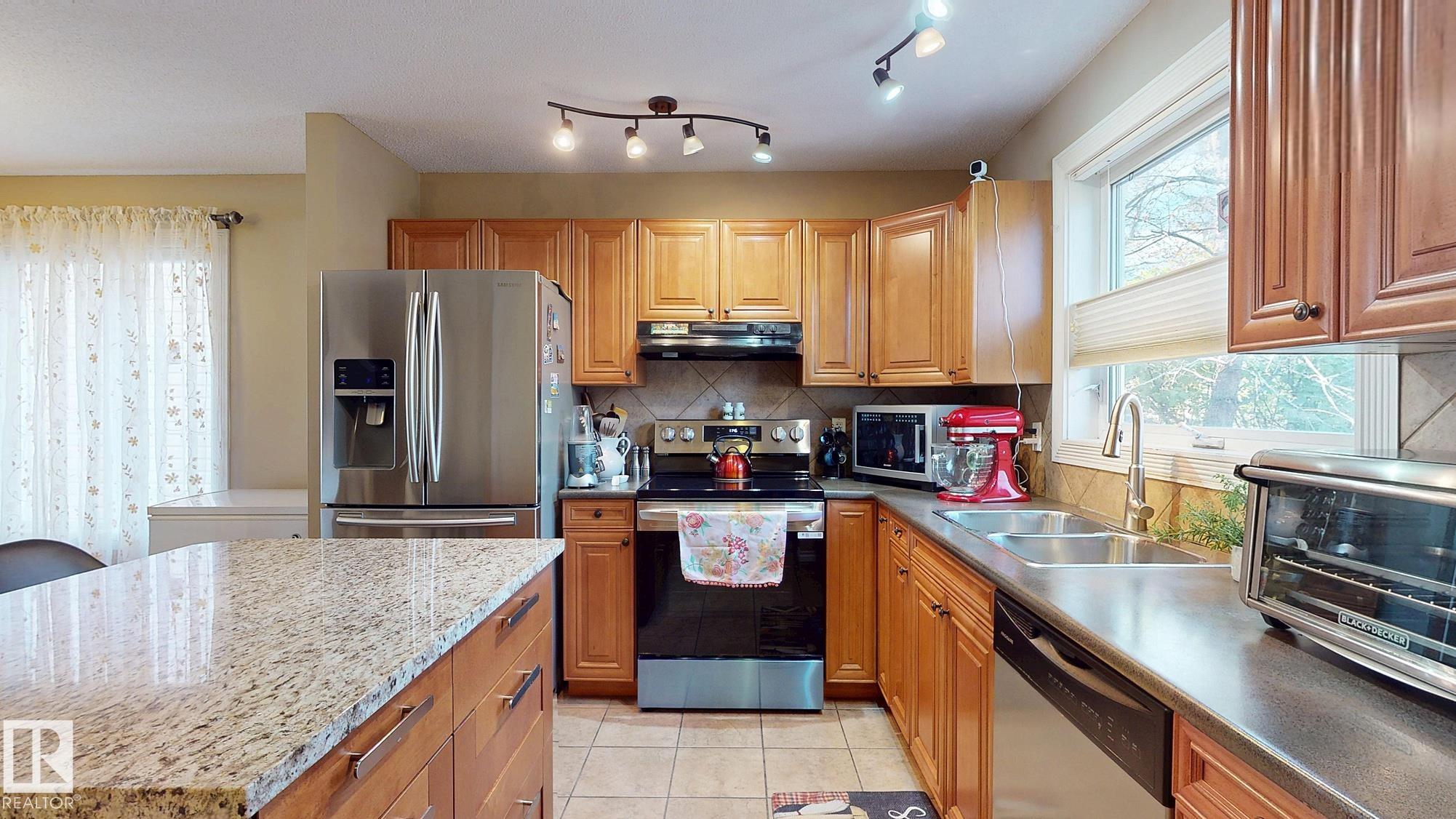 Photo 18 at 11844 125 Street NW, Prince Charles, Edmonton