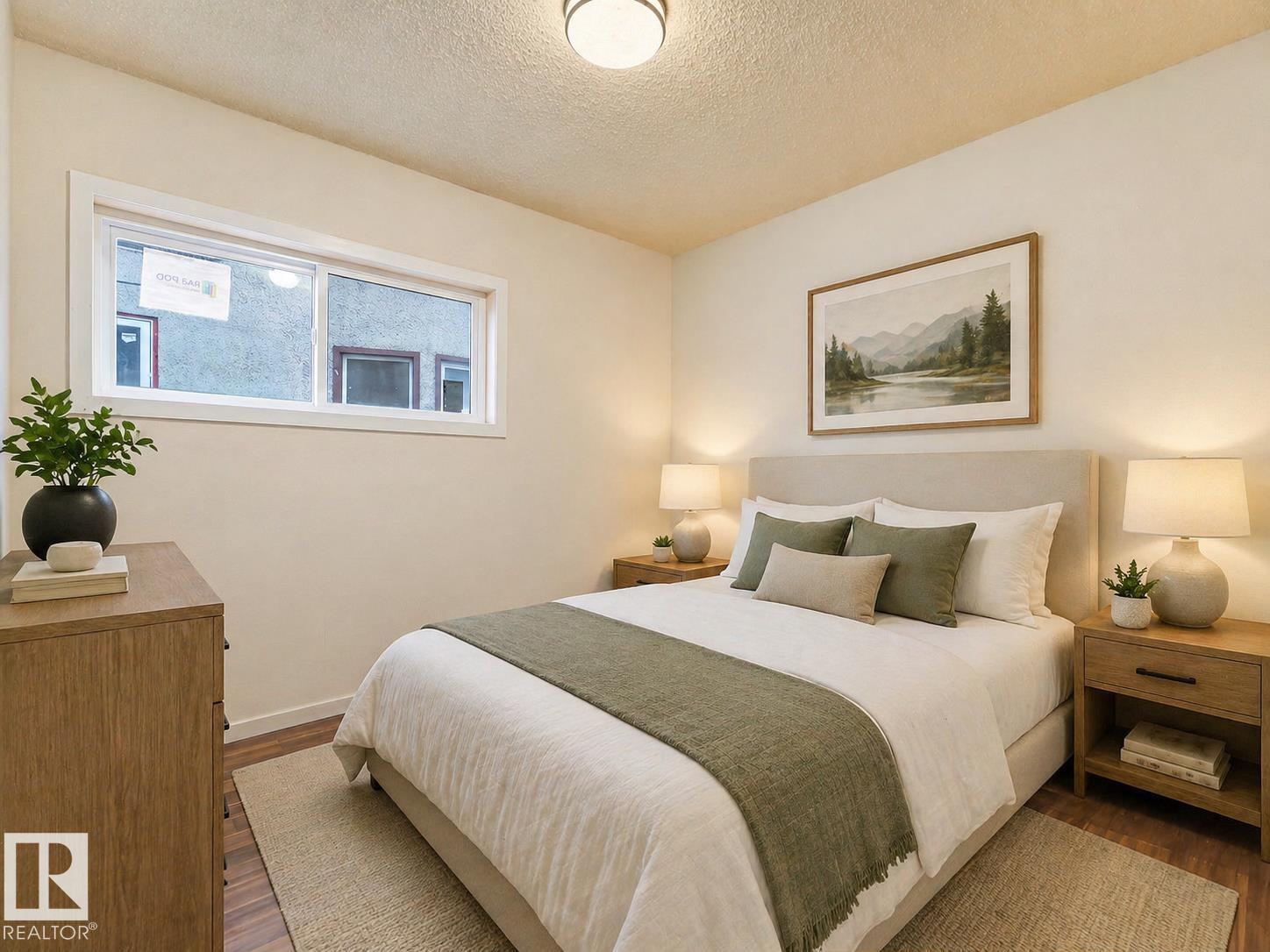 Photo 13 at 9632 106a Avenue NW, Mccauley, Edmonton