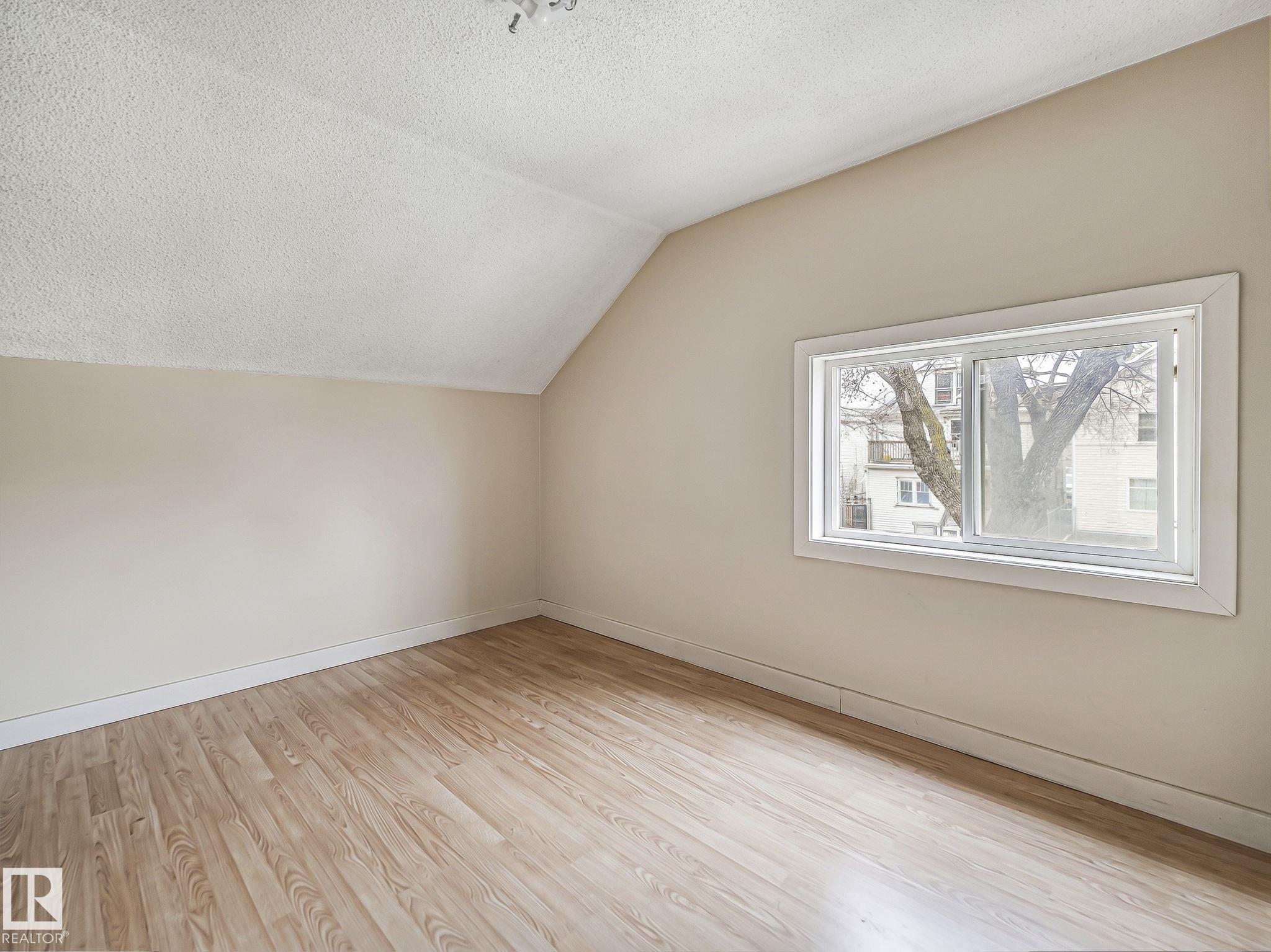 Photo 33 at 9632 106a Avenue NW, Mccauley, Edmonton