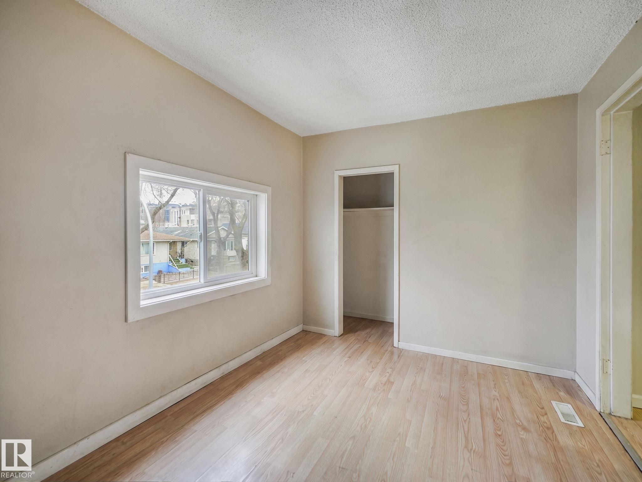 Photo 34 at 9632 106a Avenue NW, Mccauley, Edmonton