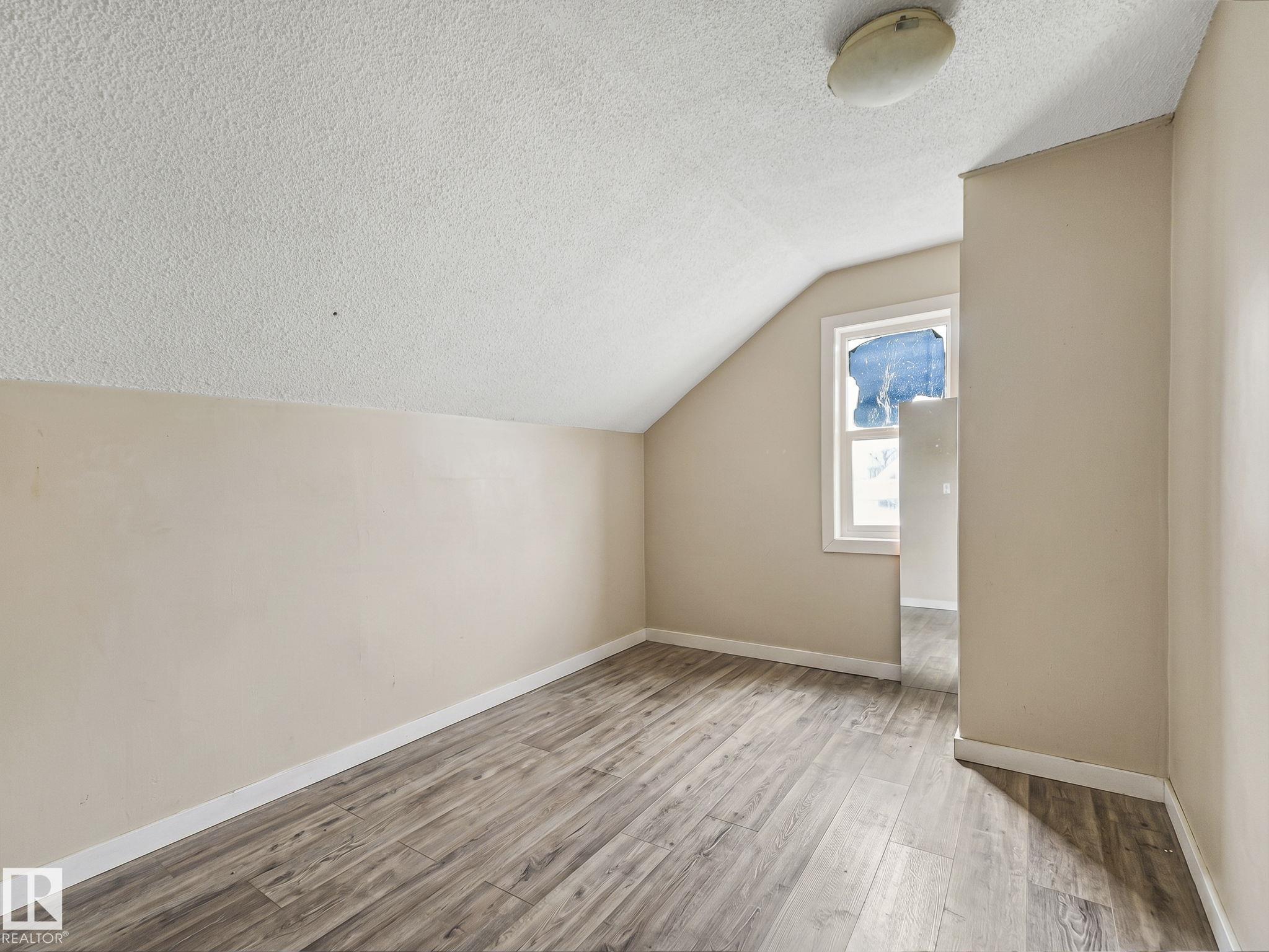 Photo 35 at 9632 106a Avenue NW, Mccauley, Edmonton