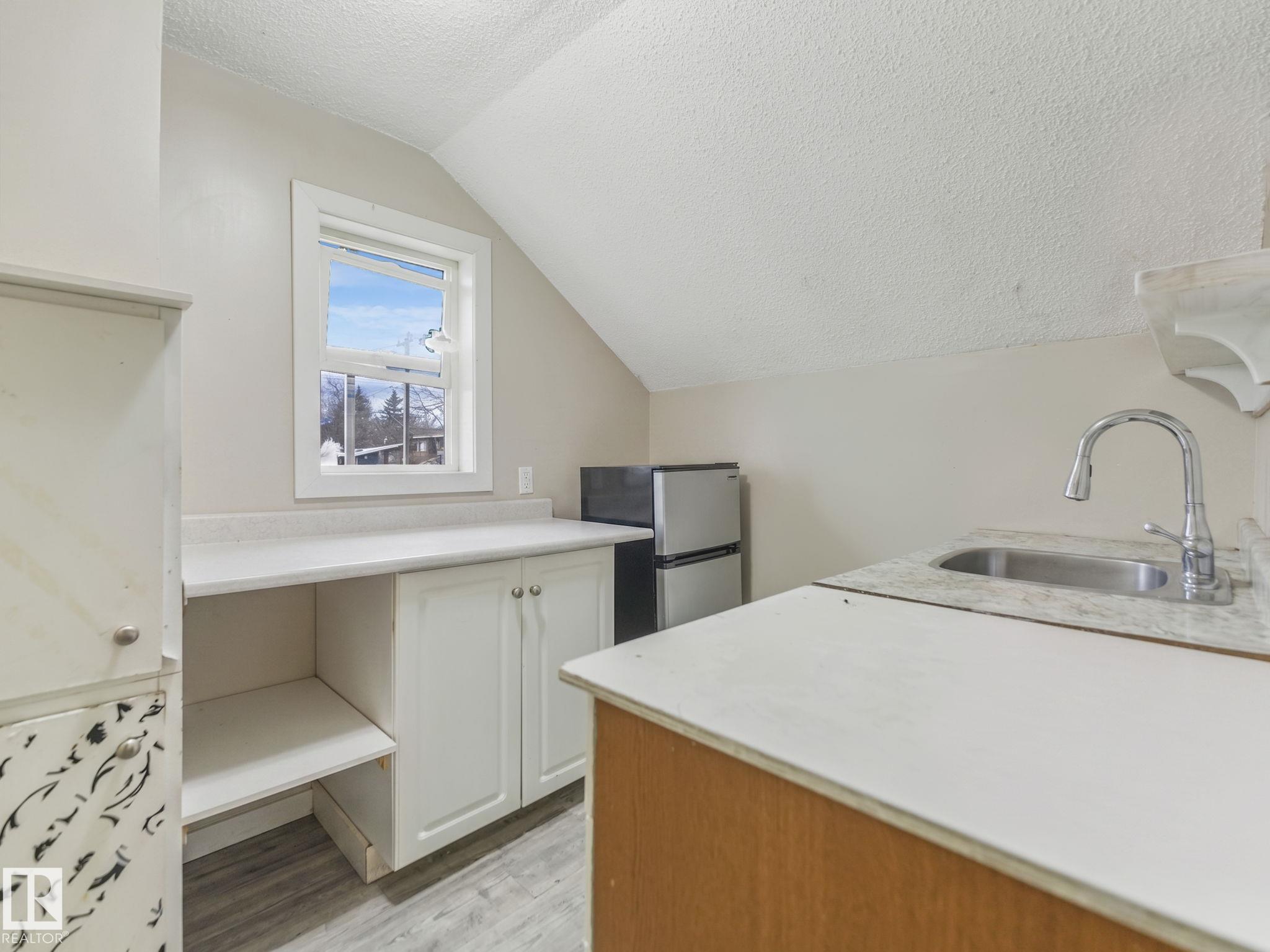 Photo 38 at 9632 106a Avenue NW, Mccauley, Edmonton