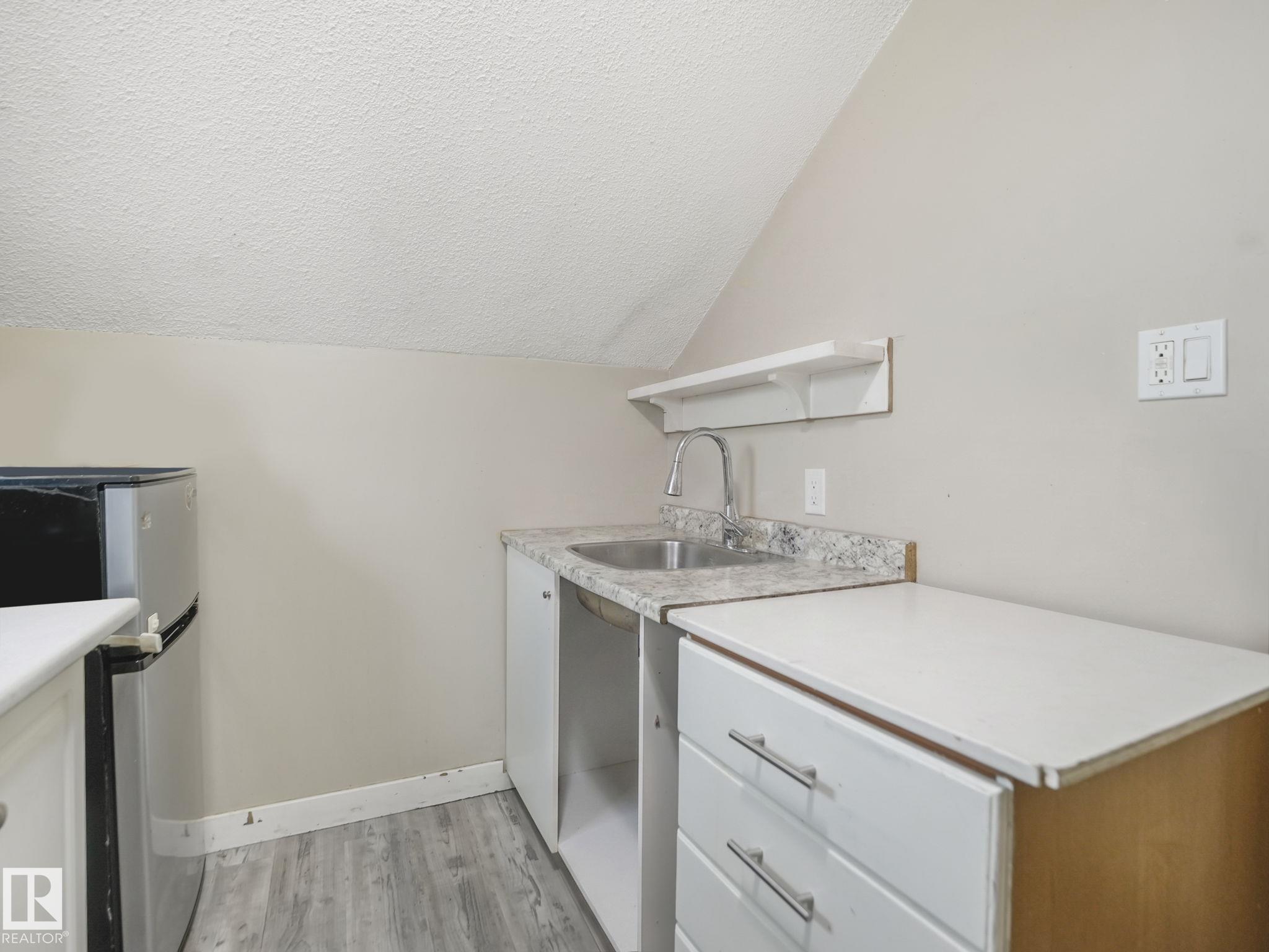 Photo 39 at 9632 106a Avenue NW, Mccauley, Edmonton