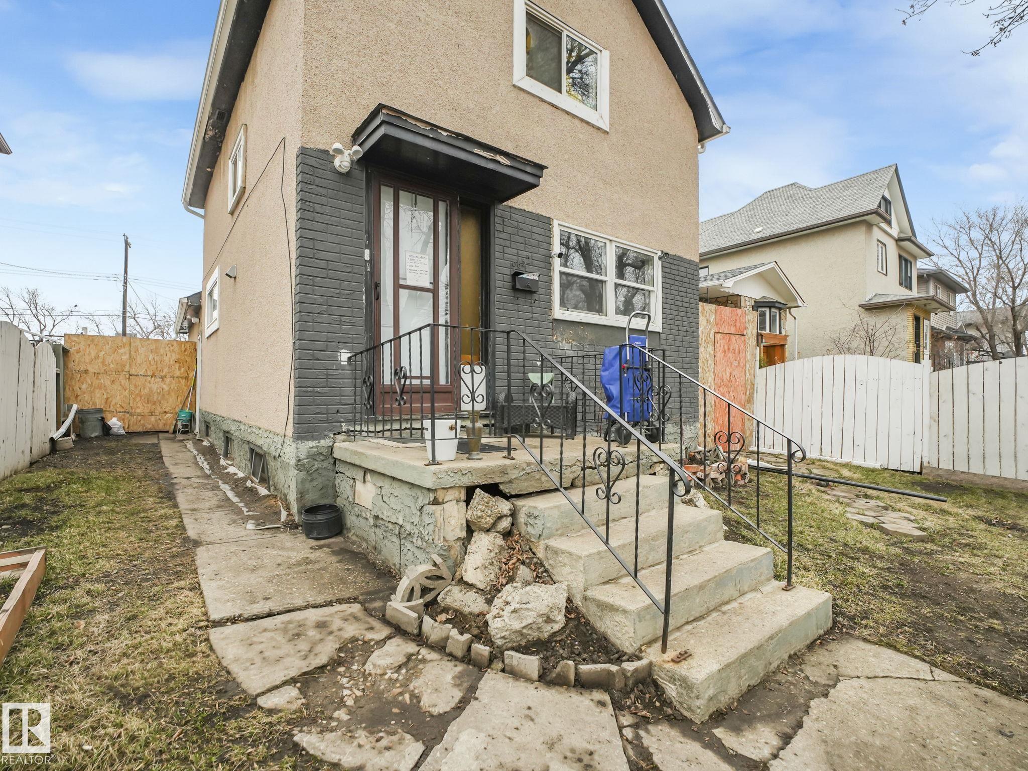 9632 106a Avenue NW, Mccauley, Edmonton