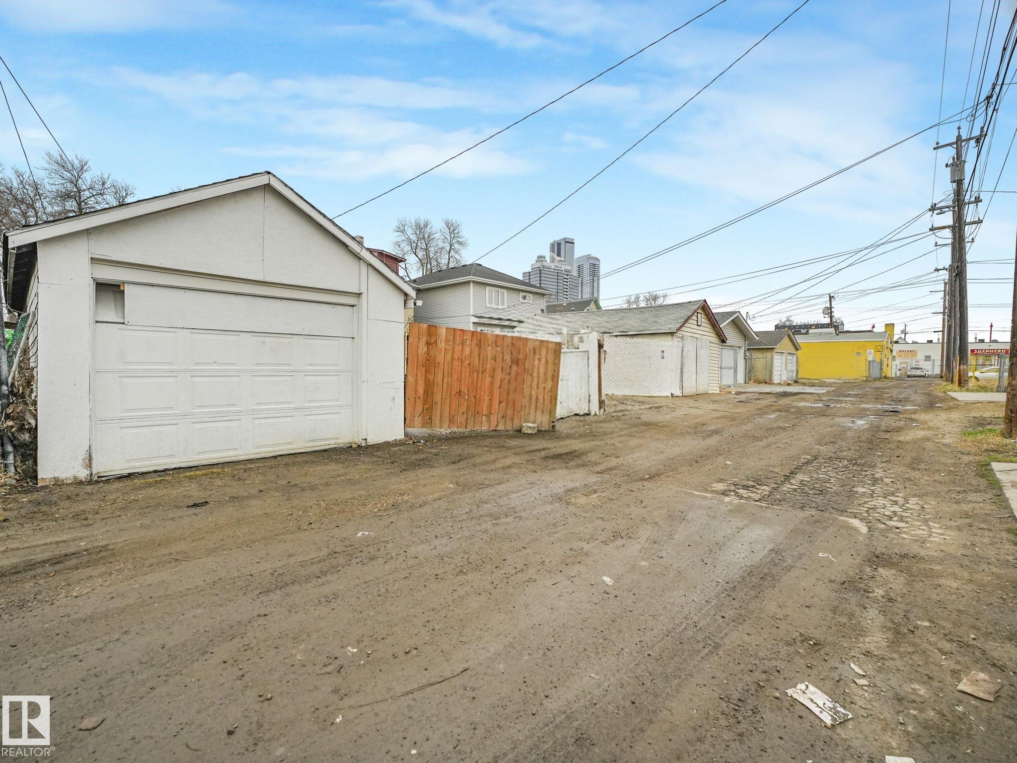 Photo 46 at 9632 106a Avenue NW, Mccauley, Edmonton