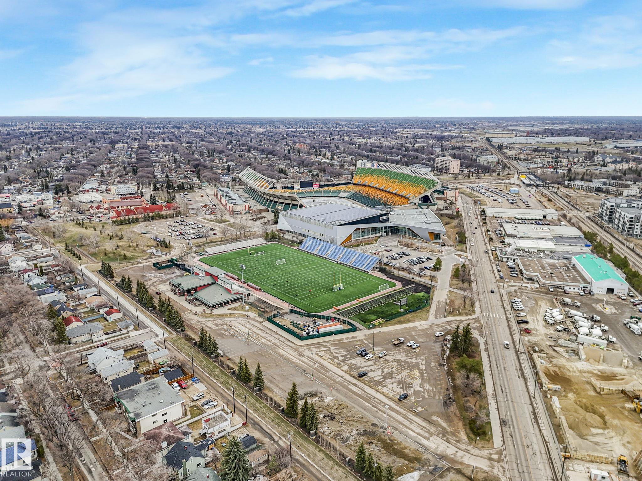 Photo 59 at 9632 106a Avenue NW, Mccauley, Edmonton