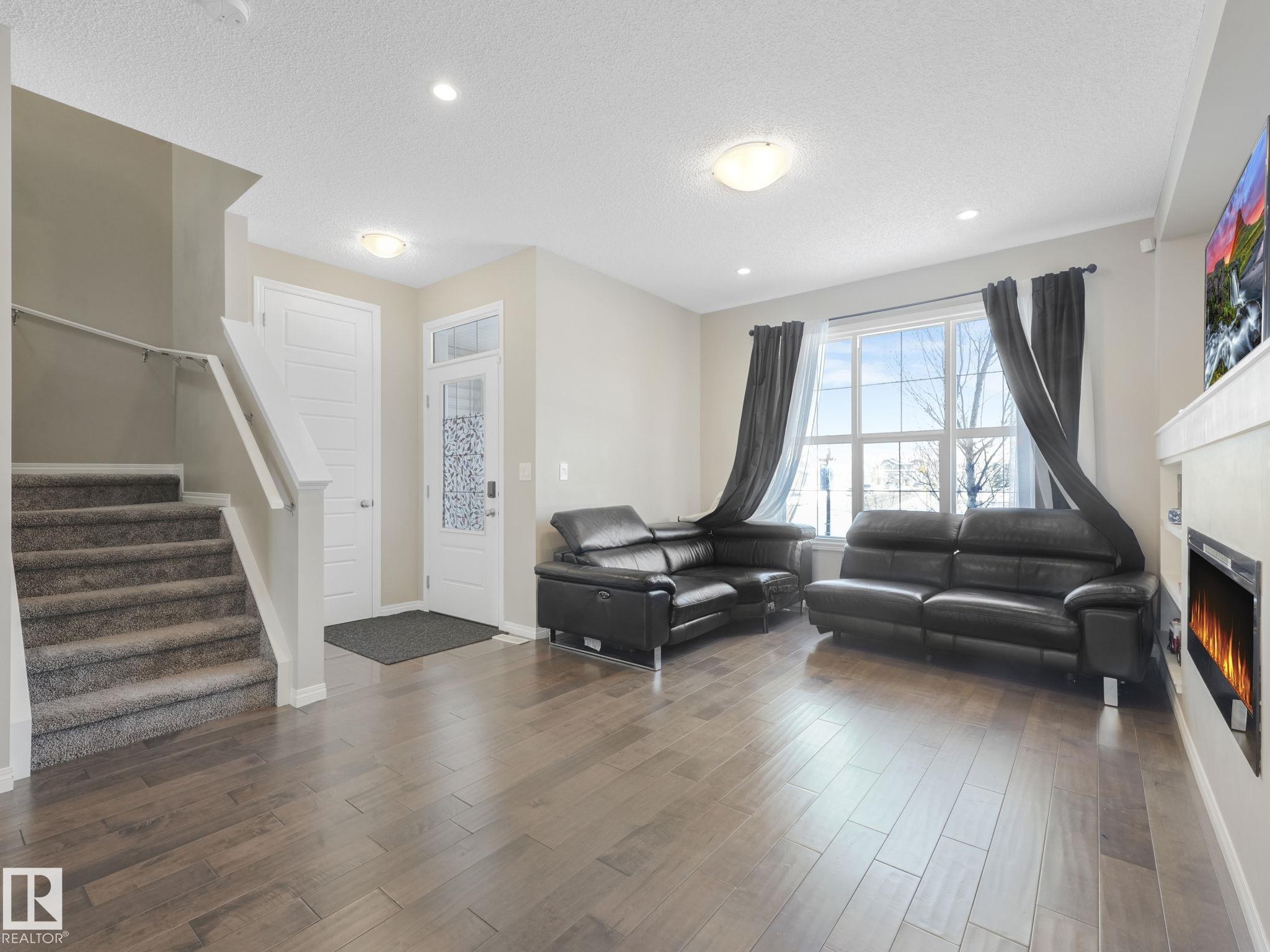 8119 Chappelle Way SW, Chappelle Area, Edmonton