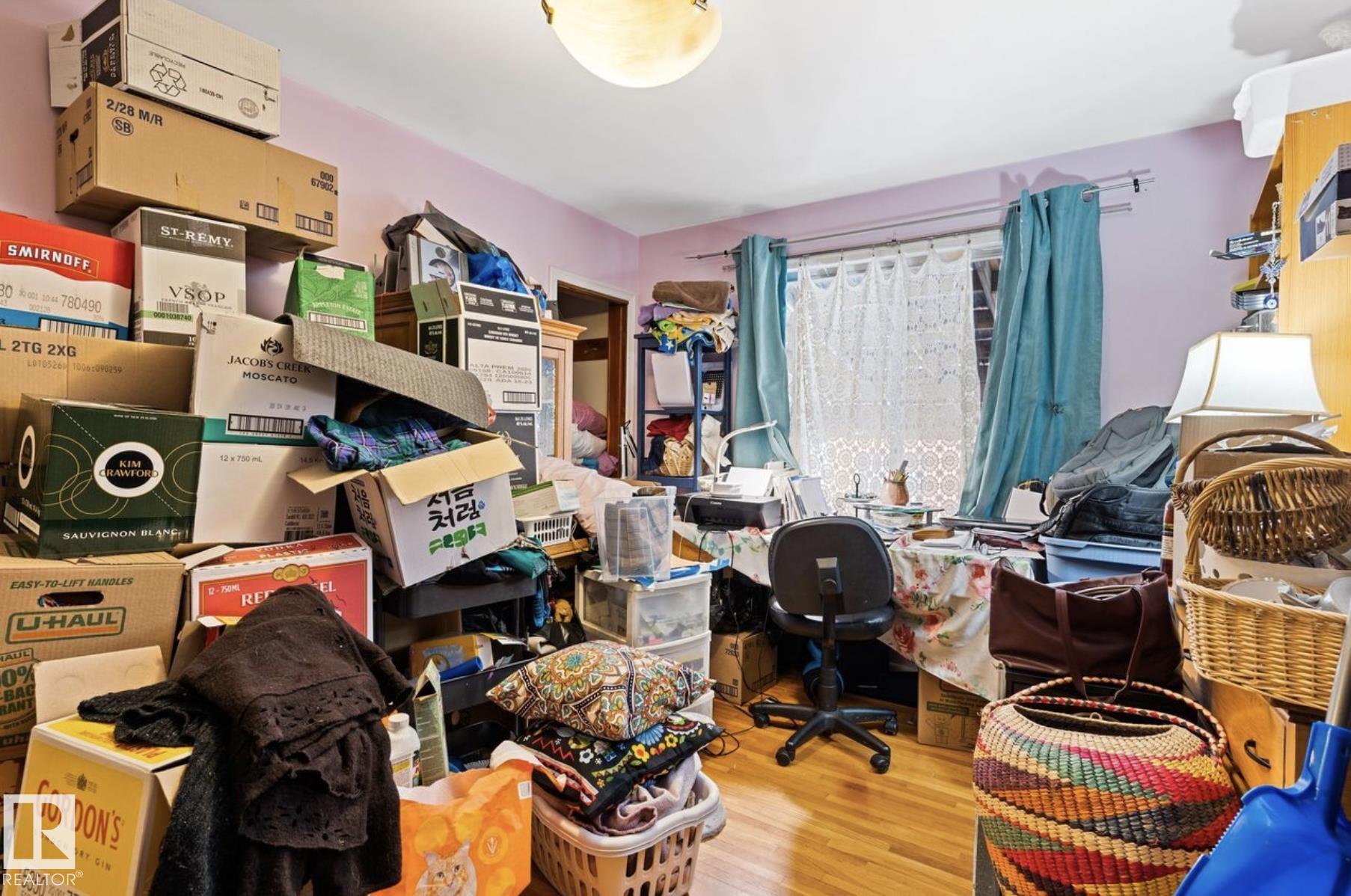 Photo 15 at 7703 77 Avenue NW, King Edward Park, Edmonton