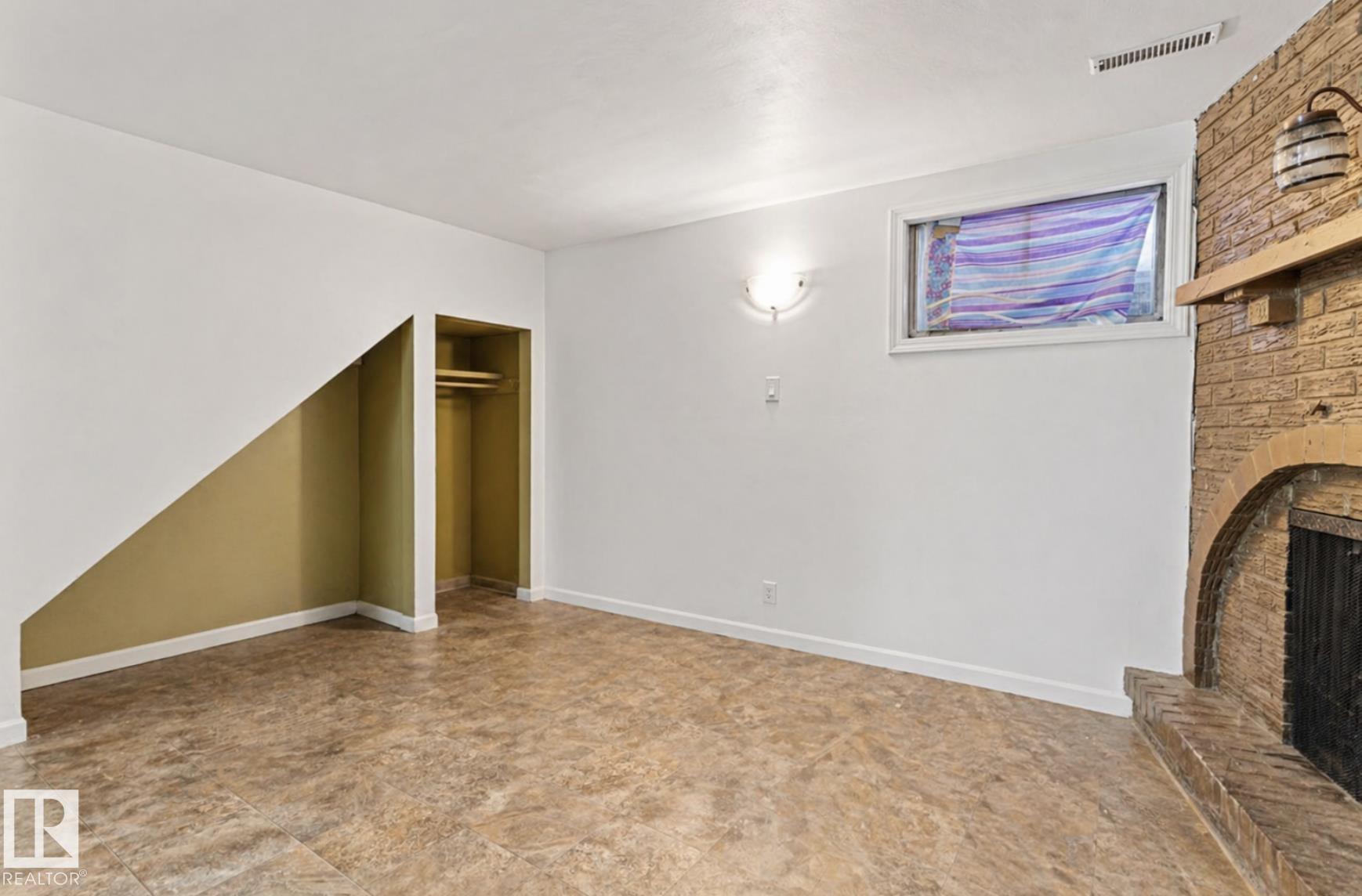 Photo 28 at 7703 77 Avenue NW, King Edward Park, Edmonton