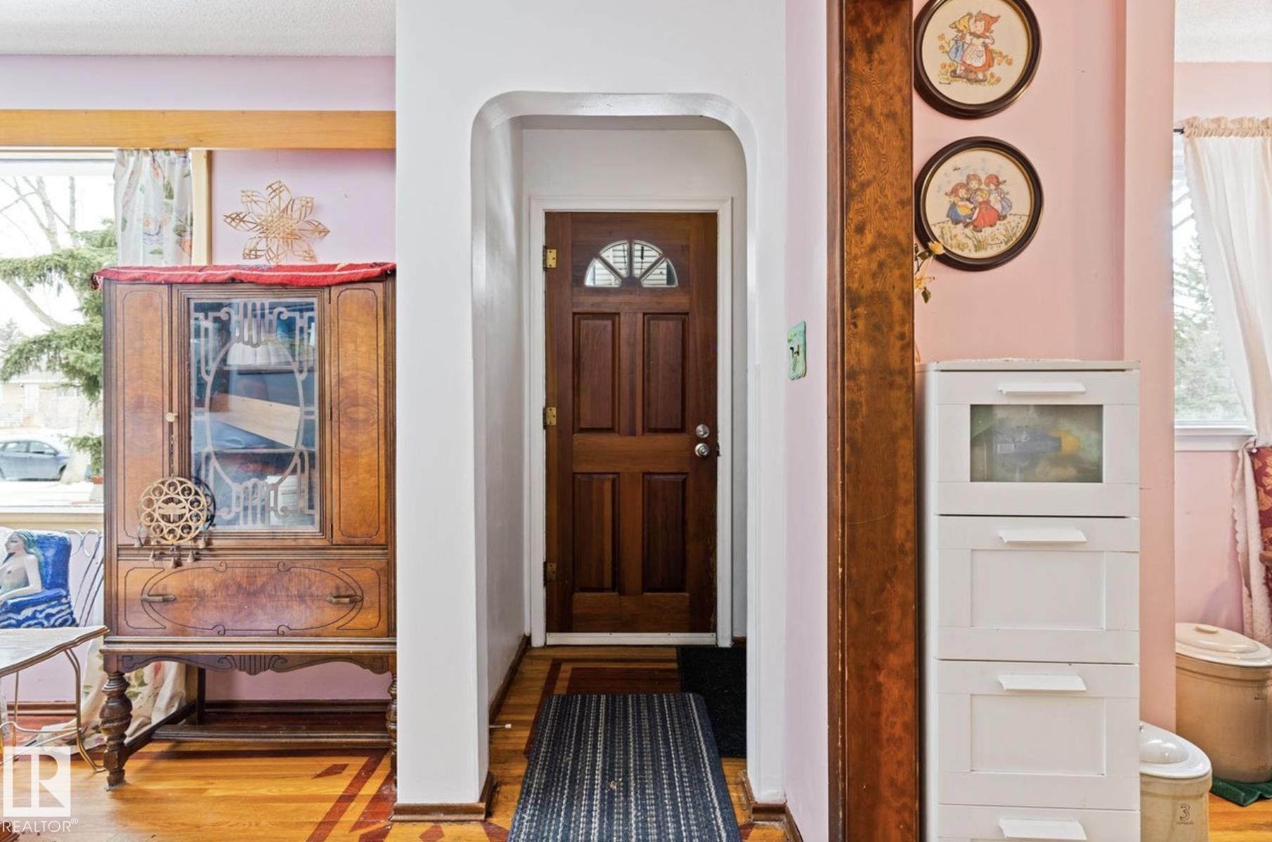 7703 77 Avenue NW, King Edward Park, Edmonton