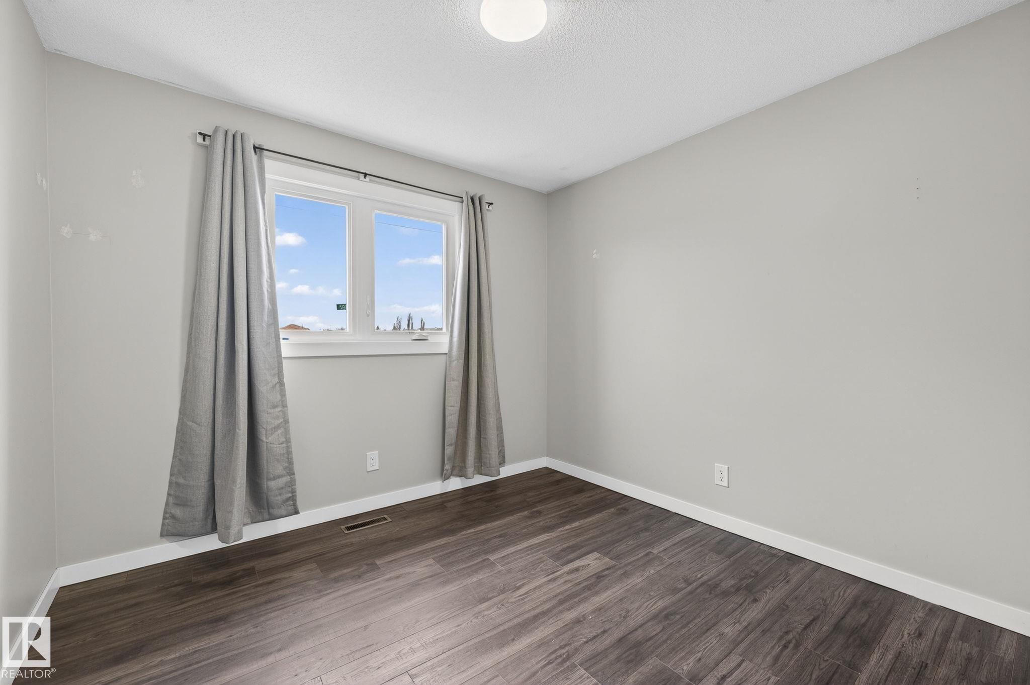 Photo 20 at 12404 50 Street NW, Newton, Edmonton