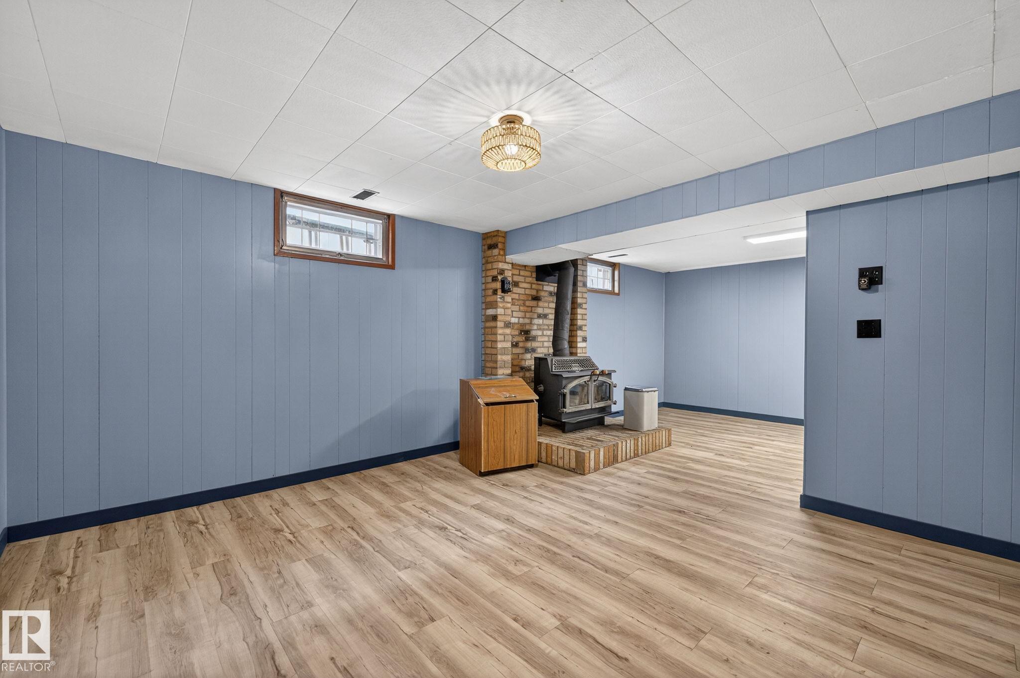 Photo 37 at 12404 50 Street NW, Newton, Edmonton