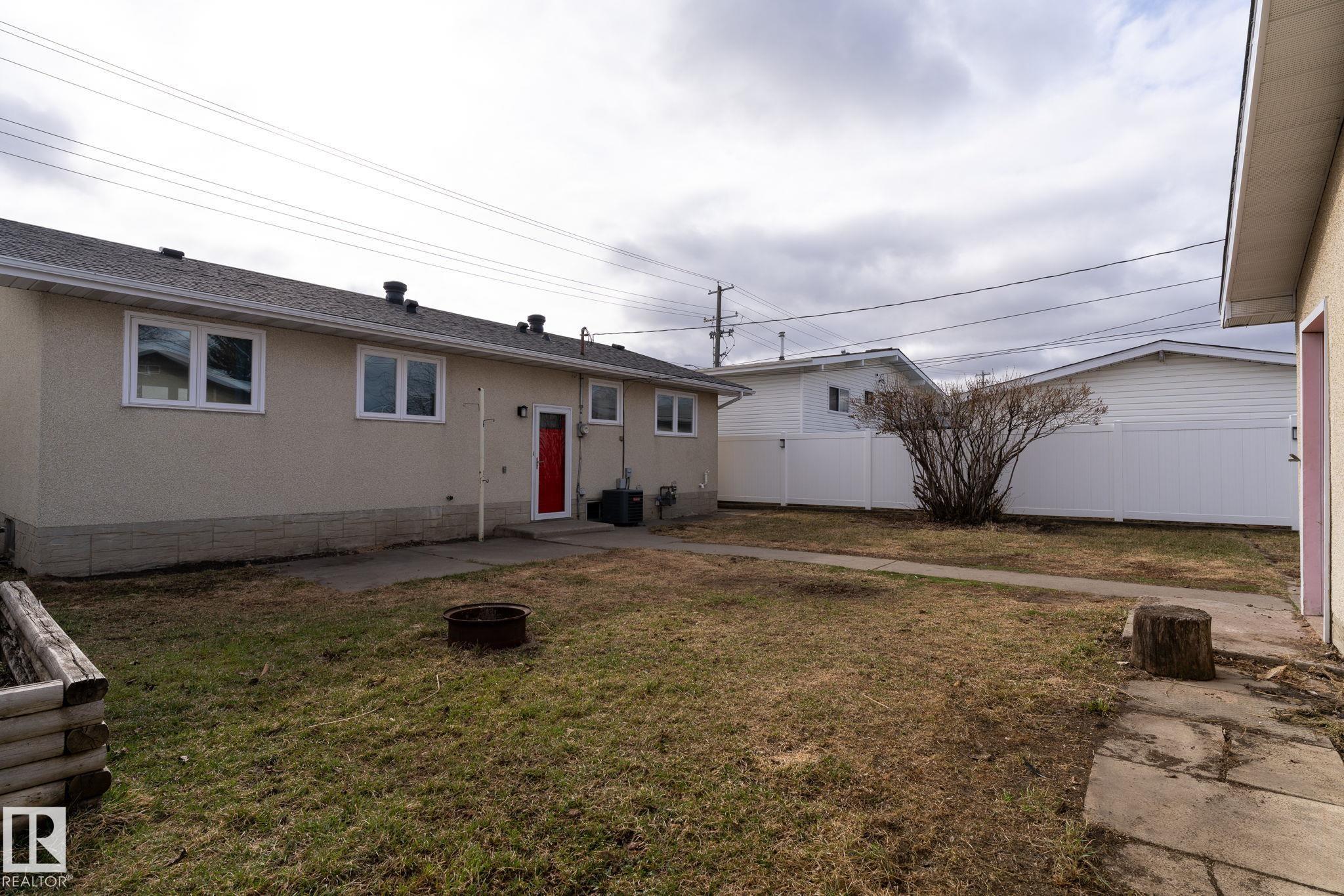 Photo 39 at 12404 50 Street NW, Newton, Edmonton