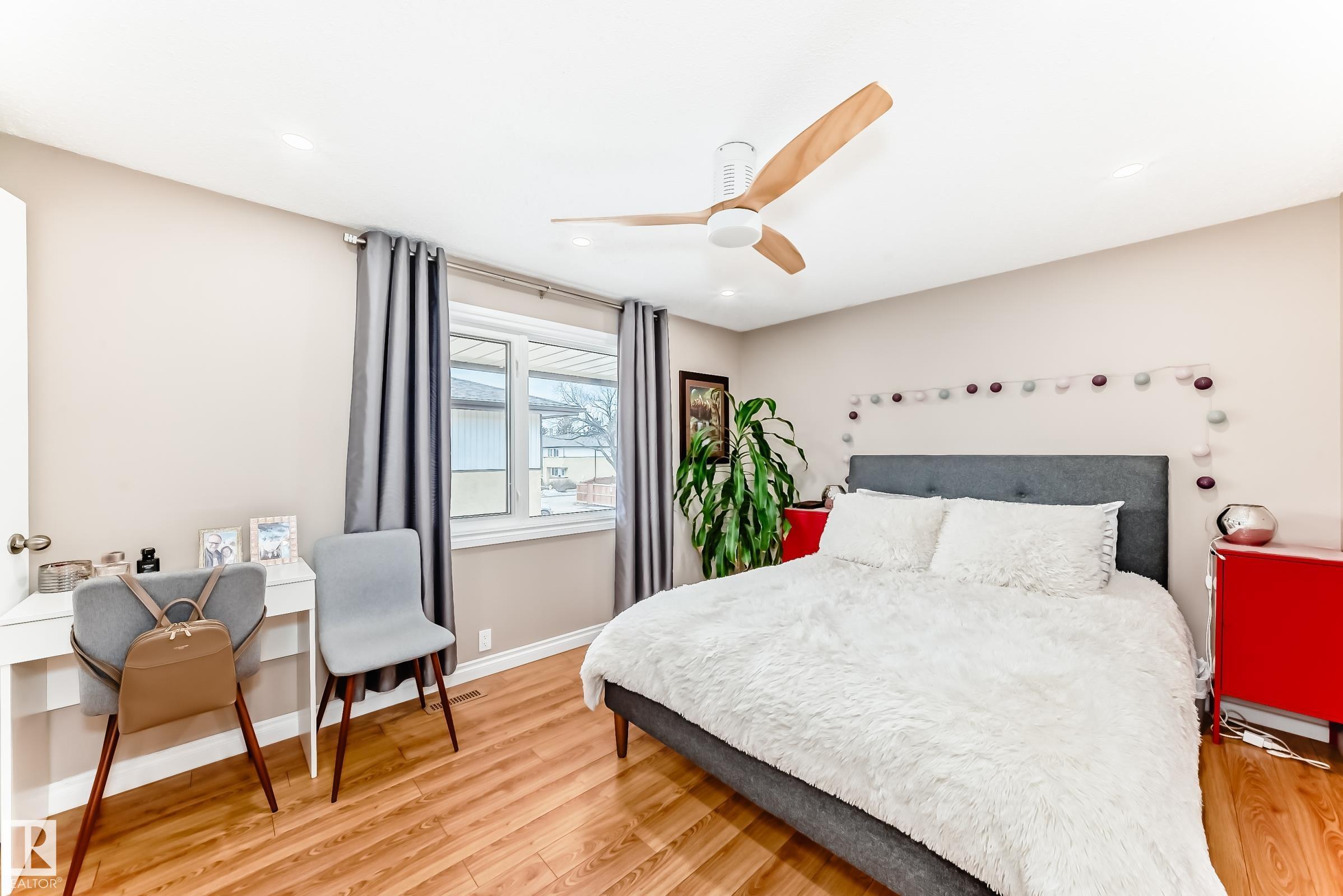 Photo 19 at 3207 139 Avenue NW, Hairsine, Edmonton