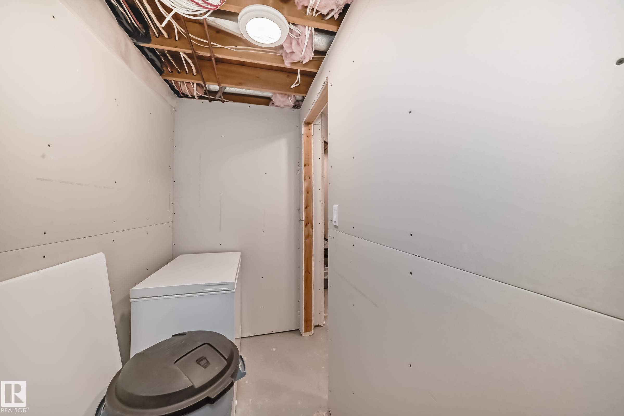 Photo 37 at 3207 139 Avenue NW, Hairsine, Edmonton