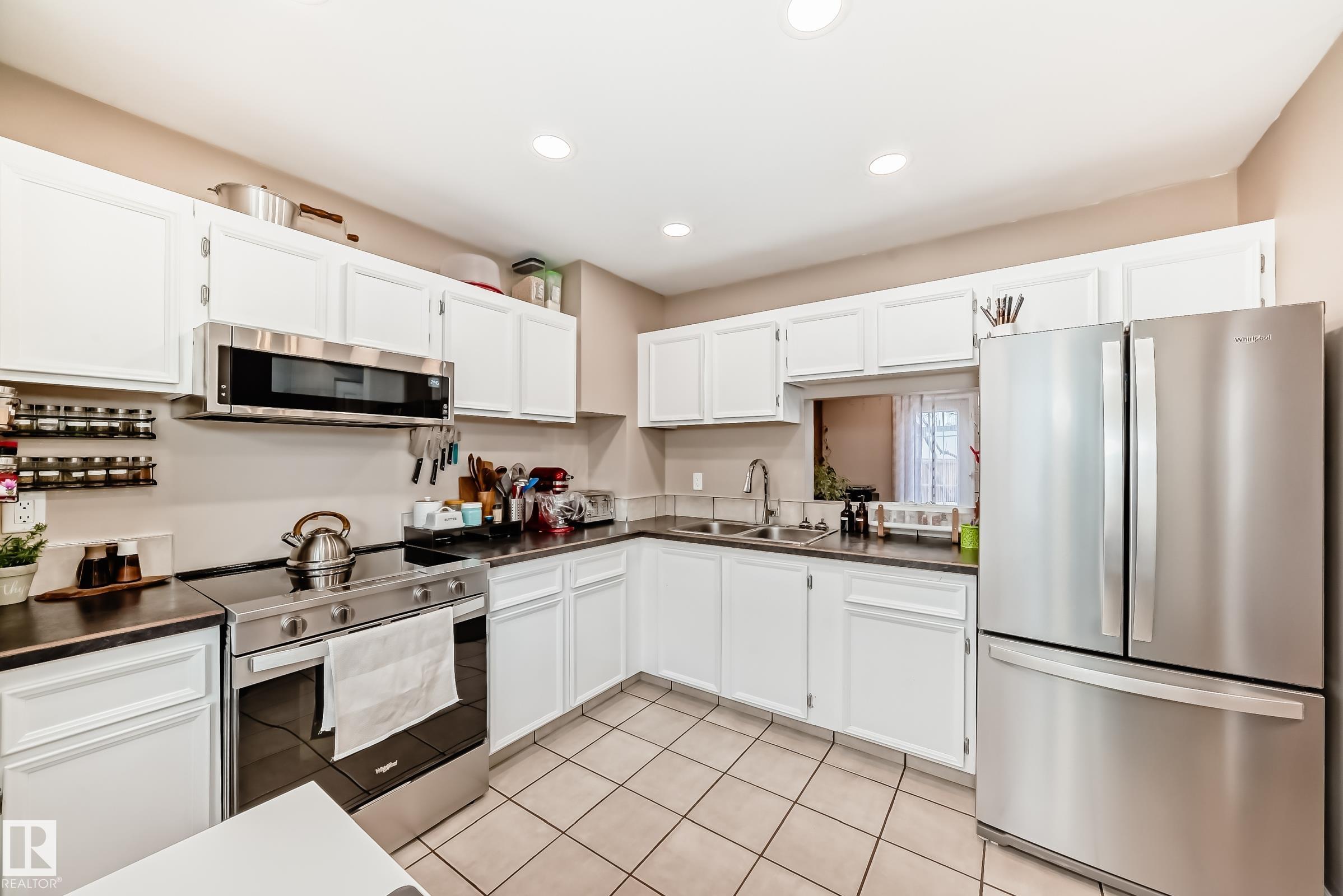 Photo 7 at 3207 139 Avenue NW, Hairsine, Edmonton