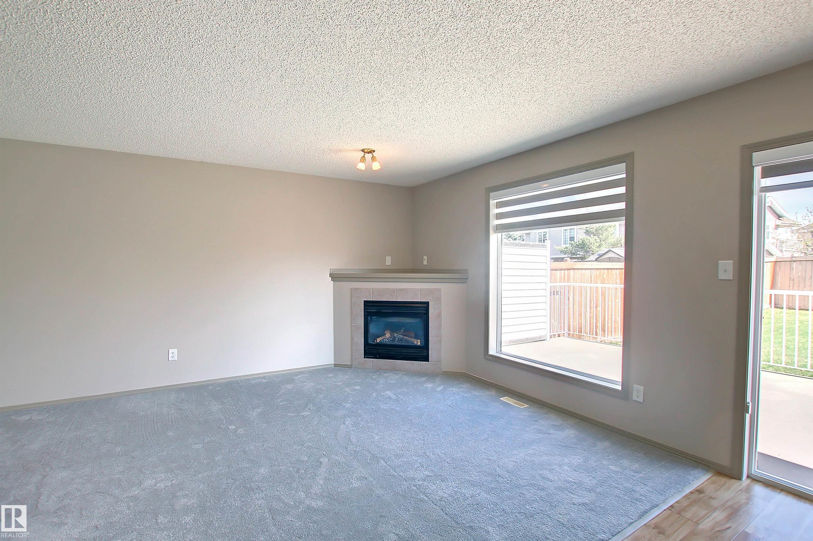 Photo 9 at 8129 7 Avenue SW, Ellerslie, Edmonton